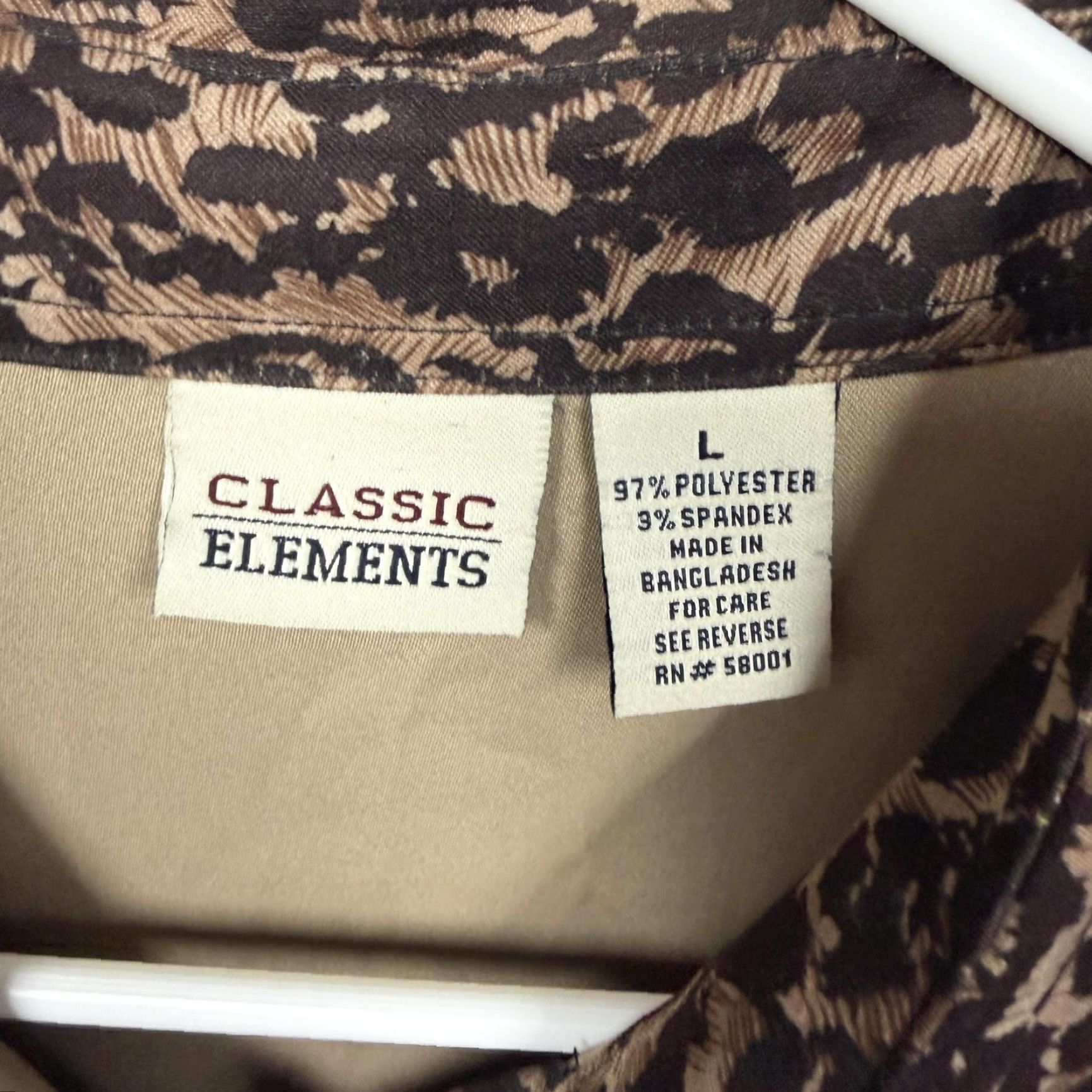 Vintage VINTAGE Classic Elements Leopard Button-Up Blouse L Womens Brown Tan Leopard Print Casual Fall 97% Polyester 3% Spandex Long Sleeve Collared Shirt Size L / US 10 / IT 46 - 5 Thumbnail