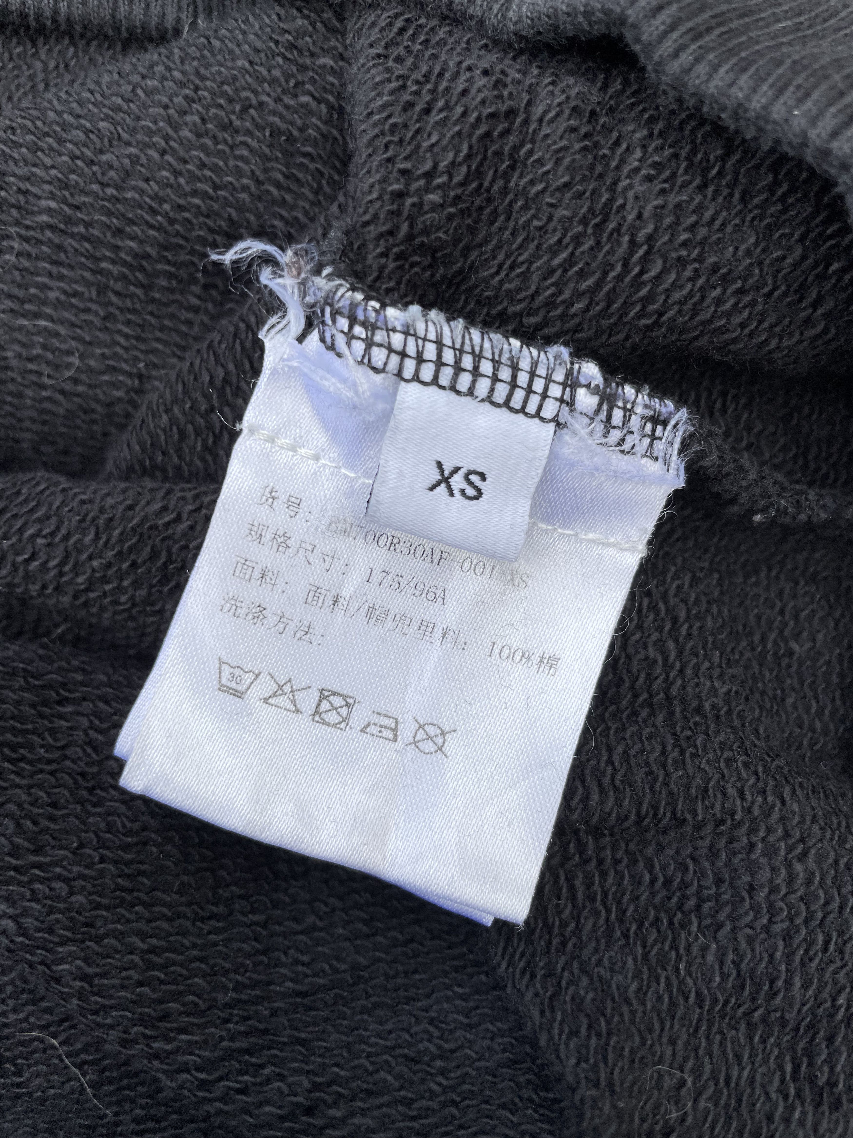 Givenchy ☄️Givenchy black distressed logo hoodie Size US XS / EU 42 / 0 - 6 Thumbnail