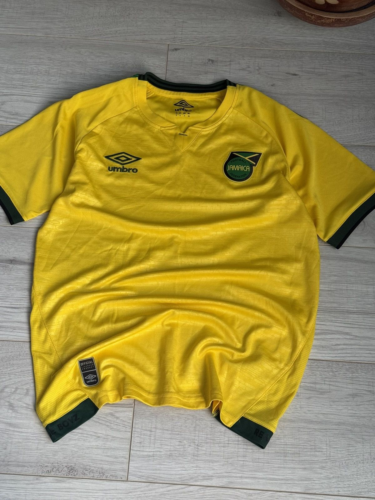 Umbro Soccer jersey 2022 kit Jamaica umbro shirt Size US S / EU 44-46 / 1 - 2 Thumbnail