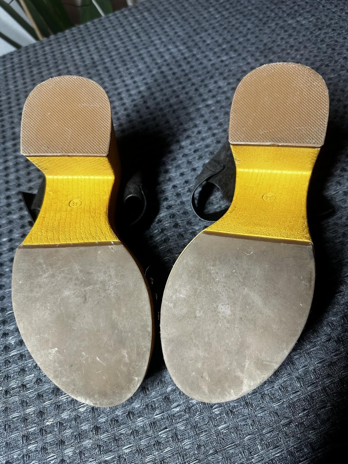 Unknown London Black and Yellow Platform Block Heel Sandals Size US 7.5 / IT 37.5 - 6 Thumbnail