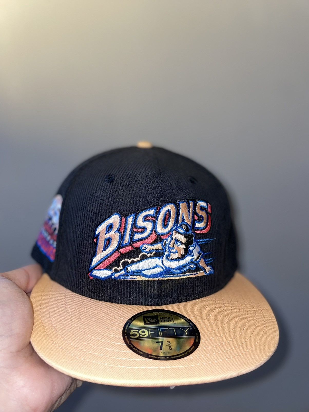 New Era Exclusive fitted corduroy buffalo bison size 7 3:8 brand new Size ONE SIZE - 1 Thumbnail