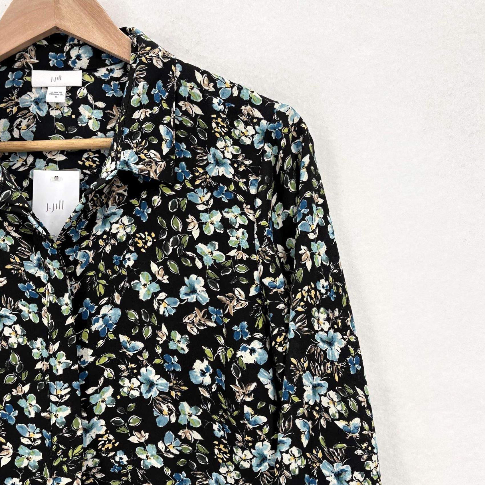 J. Jill J. Jill Tunic Top Womens Medium Black Floral Button Front Long Sleeve Shirt NWT Size M / US 6-8 / IT 42-44 - 2 Thumbnail