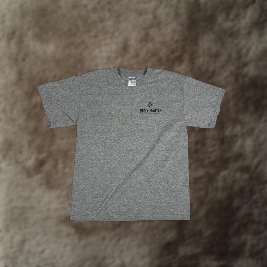 Gildan VINTAGE Remy Martin T-Shirt Size Large Gray Promo Y2K Mens Short Sleeve Crew Neck Cotton Knit Gildan 90s Beer Size US L / EU 52-54 / 3 - 1 Thumbnail