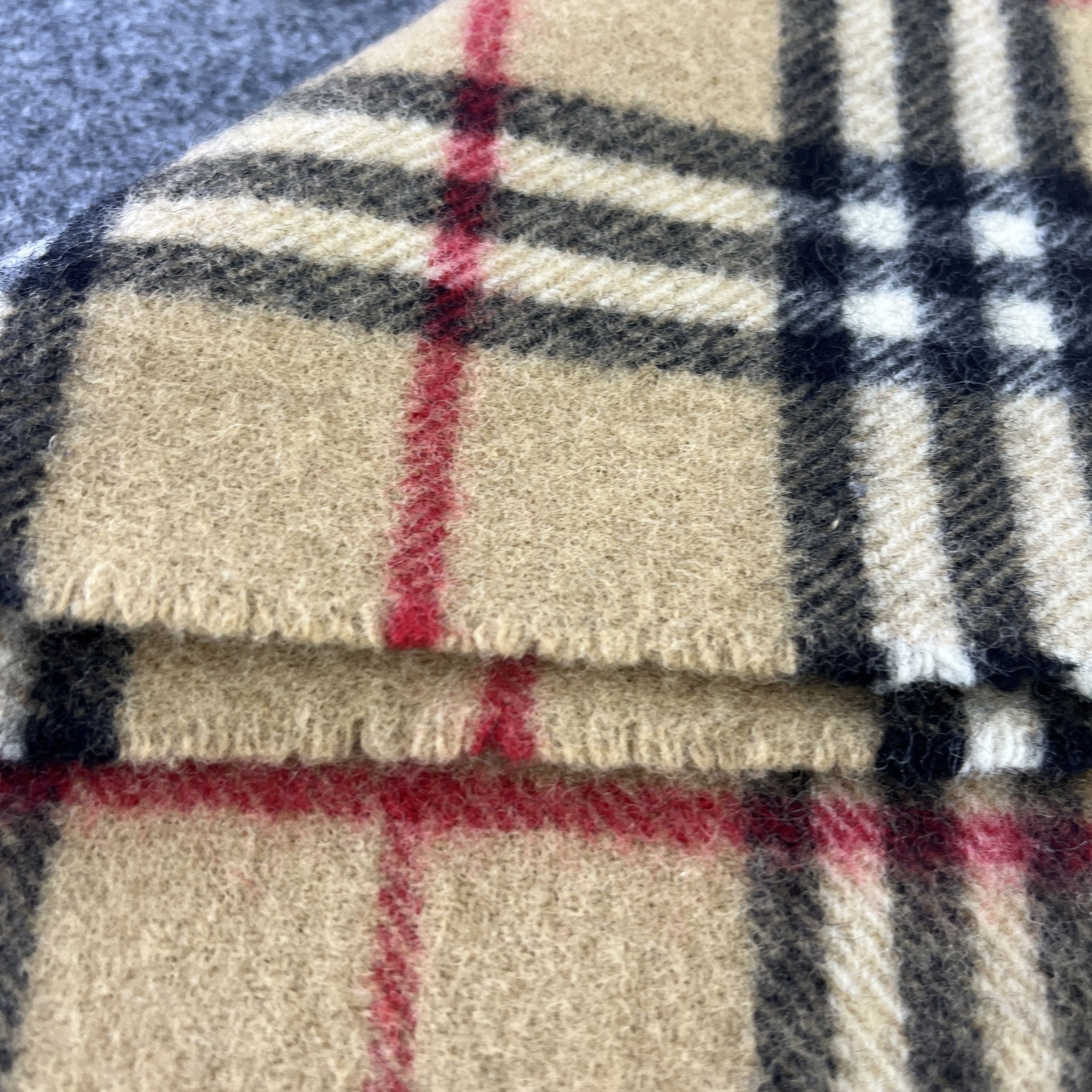 Burberry Vintage Burberry Scarf / Muffler / Neckwear T743 Size ONE SIZE - 10 Thumbnail