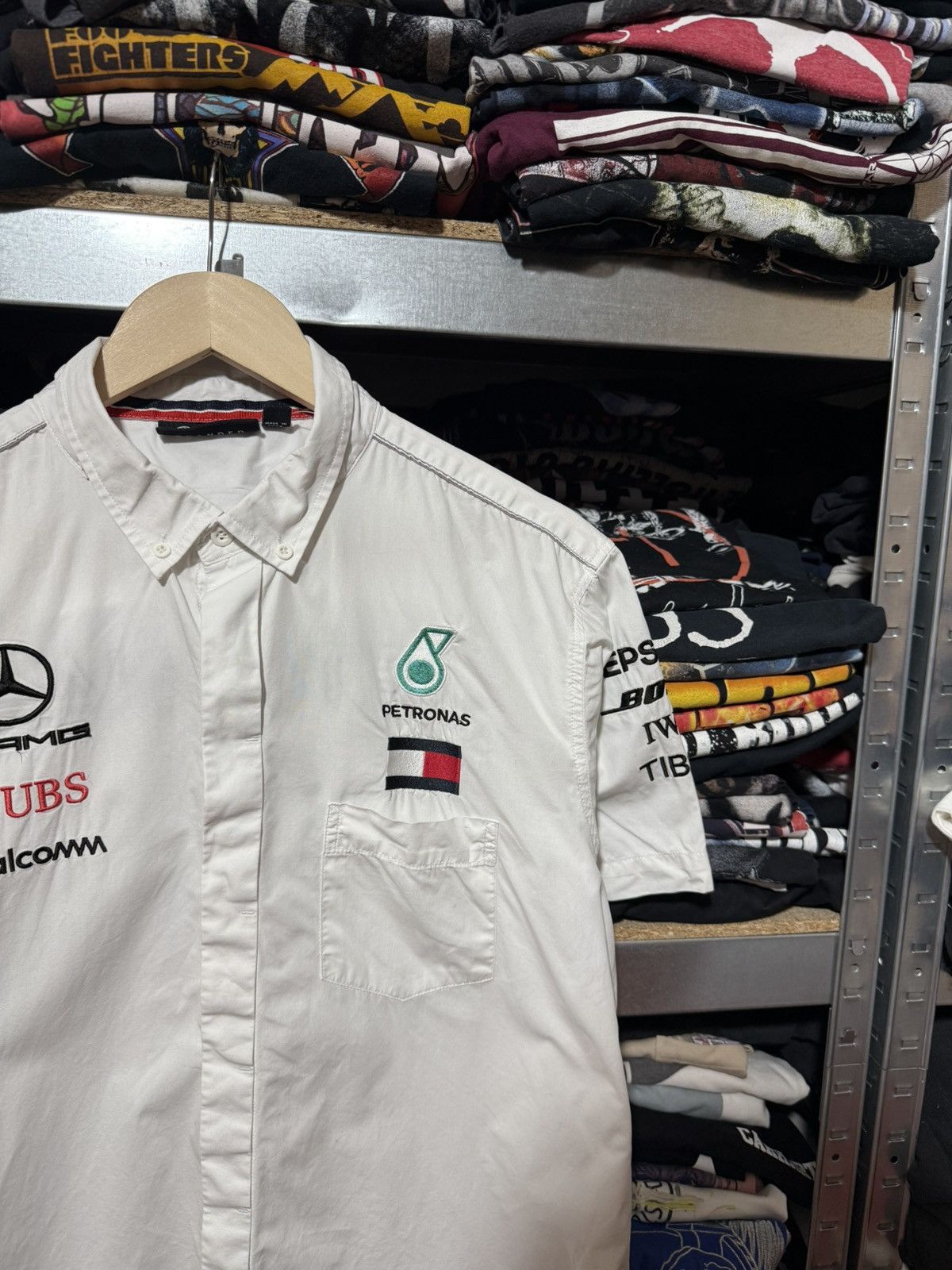 Formula 1 Tommy Hilfiger Mercedes AMG Petronas F1 Button Shirt Y2K Size US XL / EU 56 / 4 - 4 Thumbnail