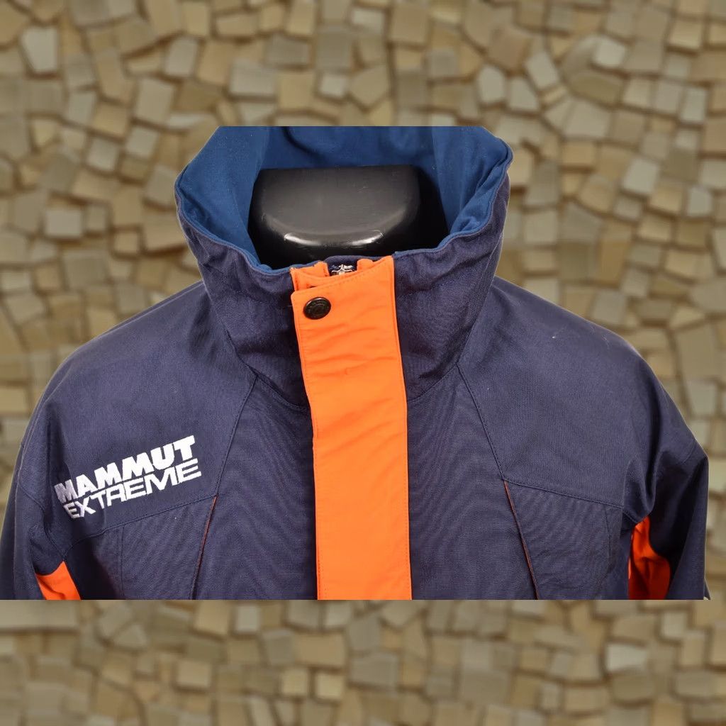 Mammut Mammut Extreme Lhotse XCR Jacket Man Balance Project Gore-Tex Jacket S Orange Windbreaker Mens Size US S / EU 44-46 / 1 - 1 Thumbnail