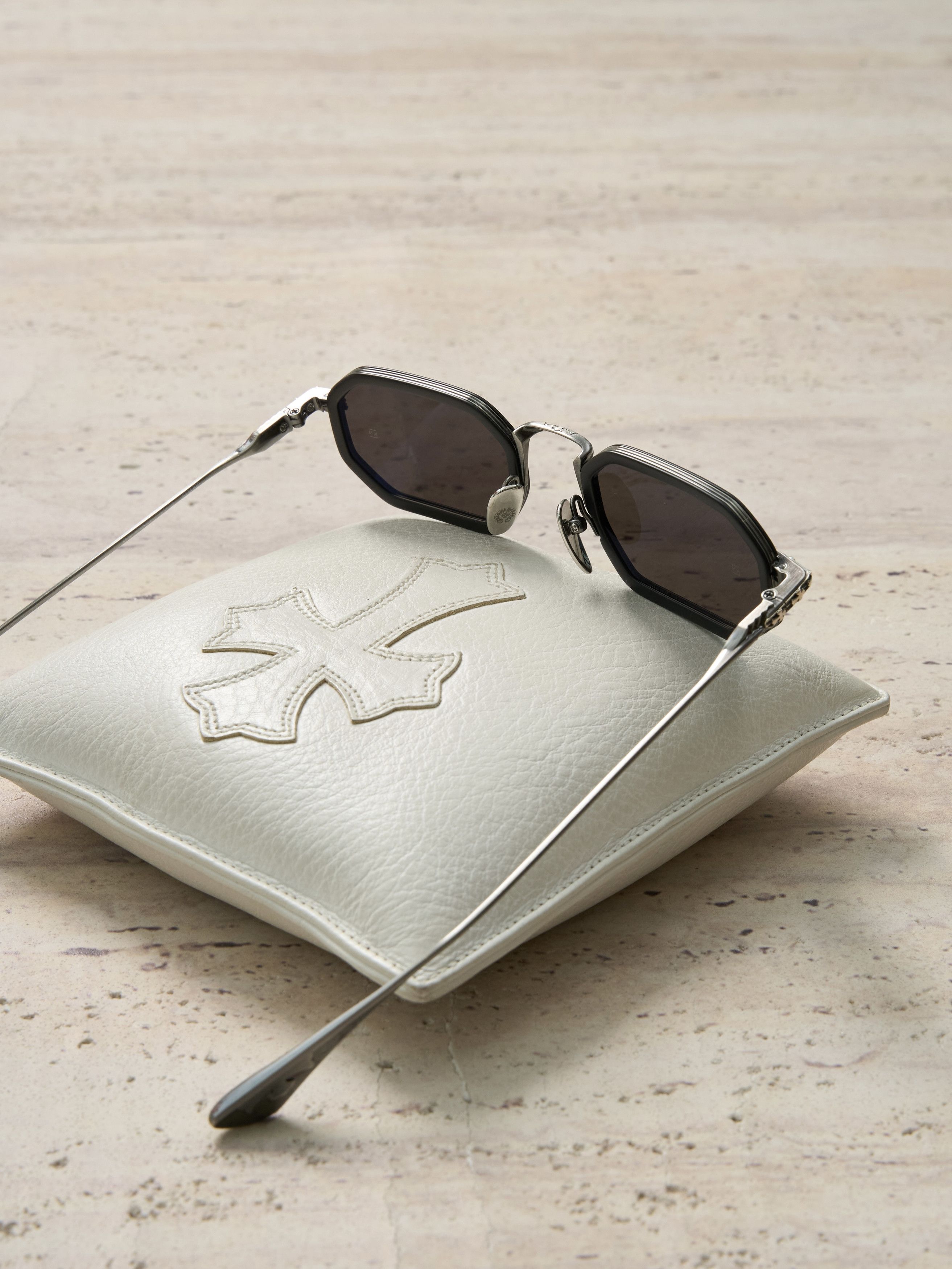 Chrome Hearts CHROME HEARTS STYLIDA MATTE BLACK/PEWTER - SUN Size ONE SIZE - 6 Thumbnail