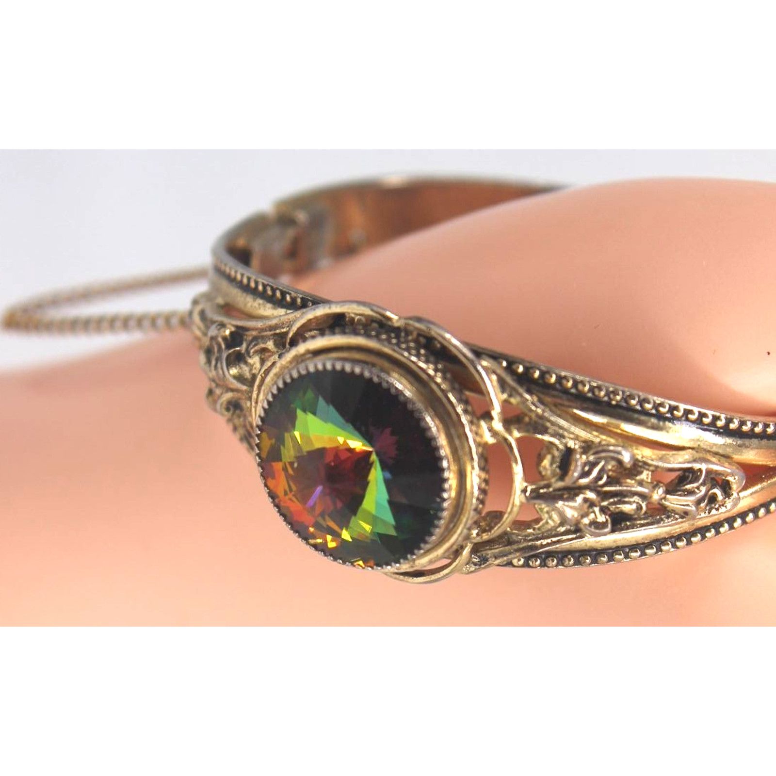 Other 1970s Big Center Watermelon Rhinestone Bracelet Goldtone Size ONE SIZE - 1 Thumbnail