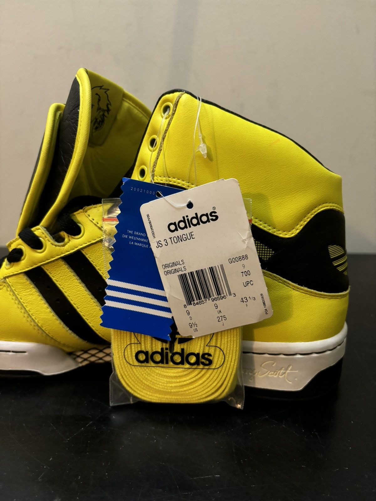 Adidas × Jeremy Scott adidas JS Jeremy Scott Metro Attitude 3 Tongue Black Yellow Size US 9.5 / EU 42-43 - 7 Thumbnail