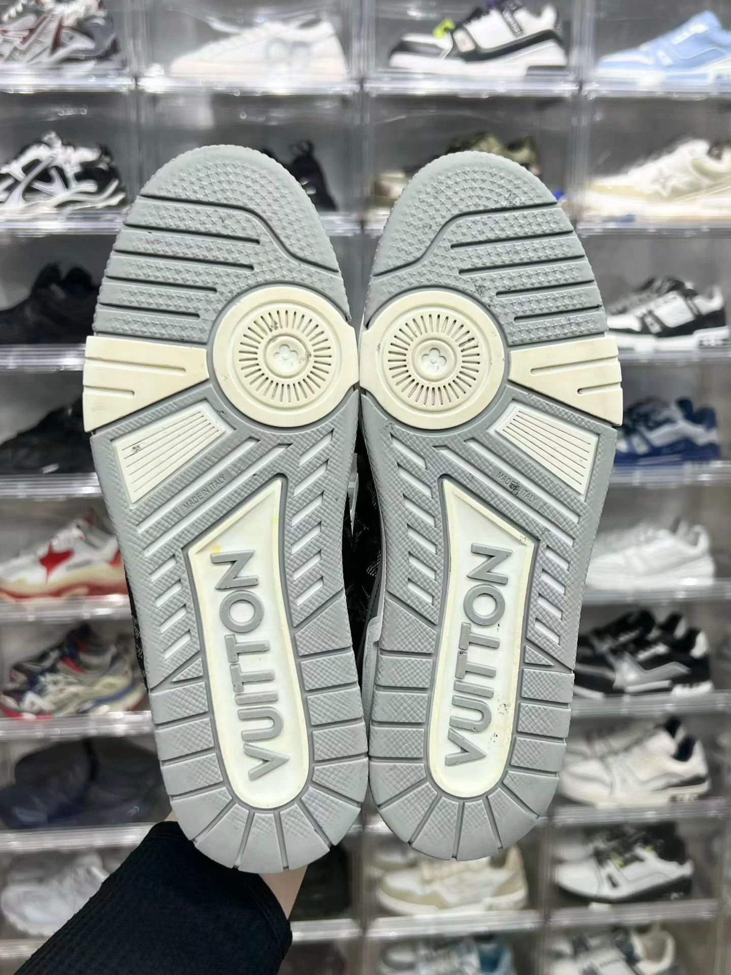 Louis Vuitton LV Trainer Gray White Denim UK6 Size US 7 / EU 40 - 8 Thumbnail