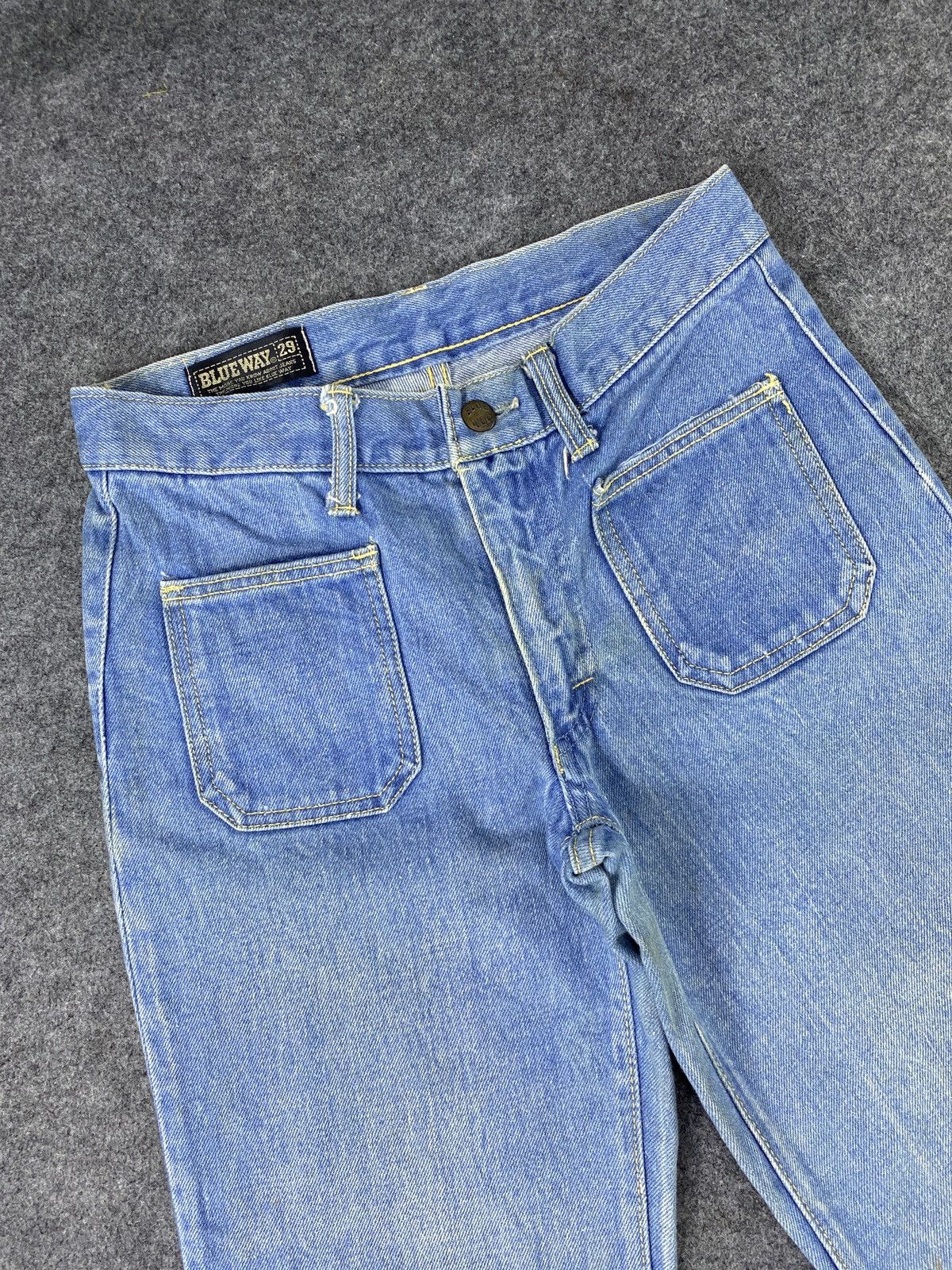 Jean Vintage Blue Way bootcut Jeans - J1028 Size 28" / US 6 / IT 42 - 3 Thumbnail
