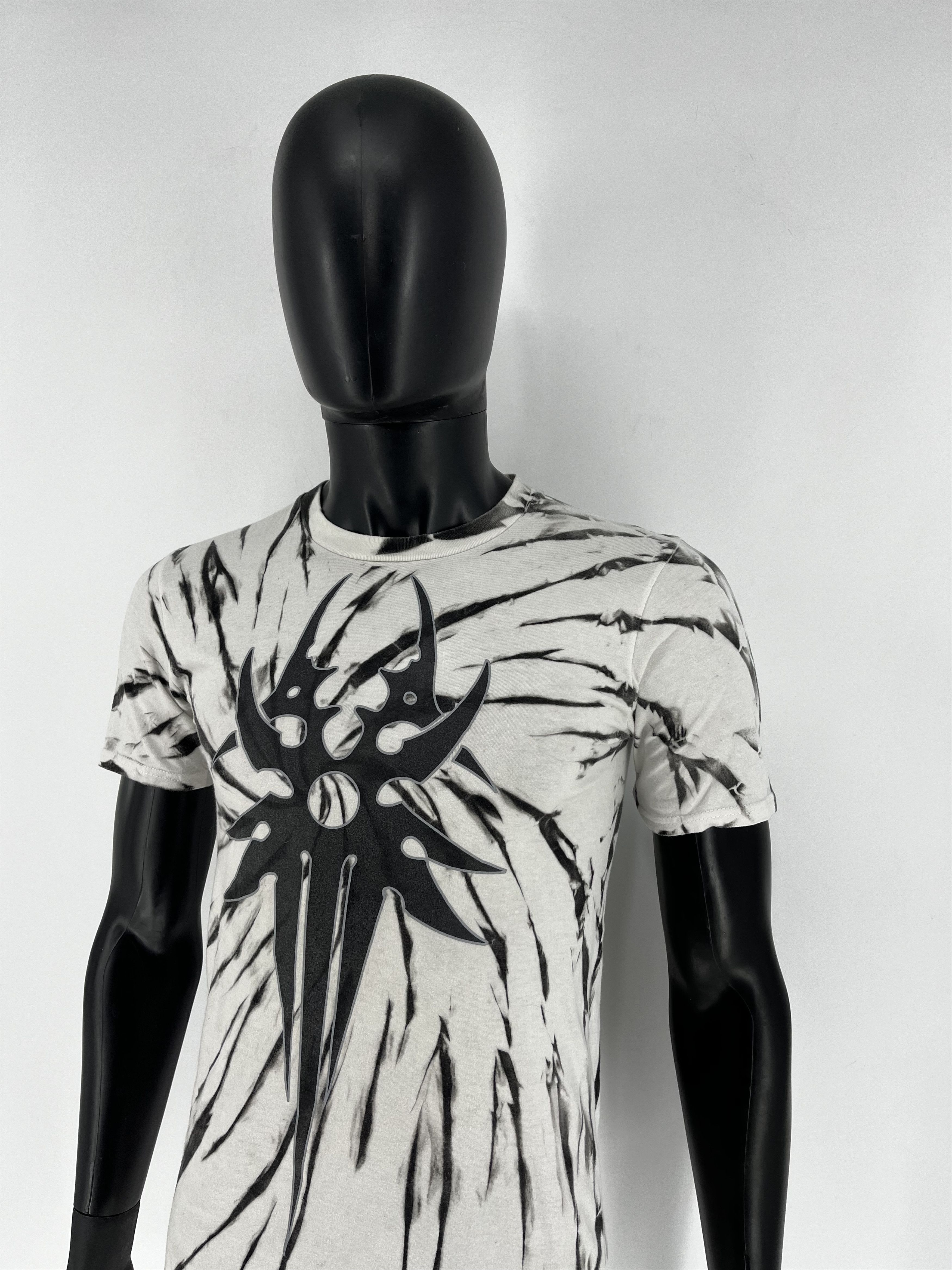 Vintage Vintage Y2k Washed AvantGarde Tribal Tee Streetwear Size US S / EU 44-46 / 1 - 8 Thumbnail