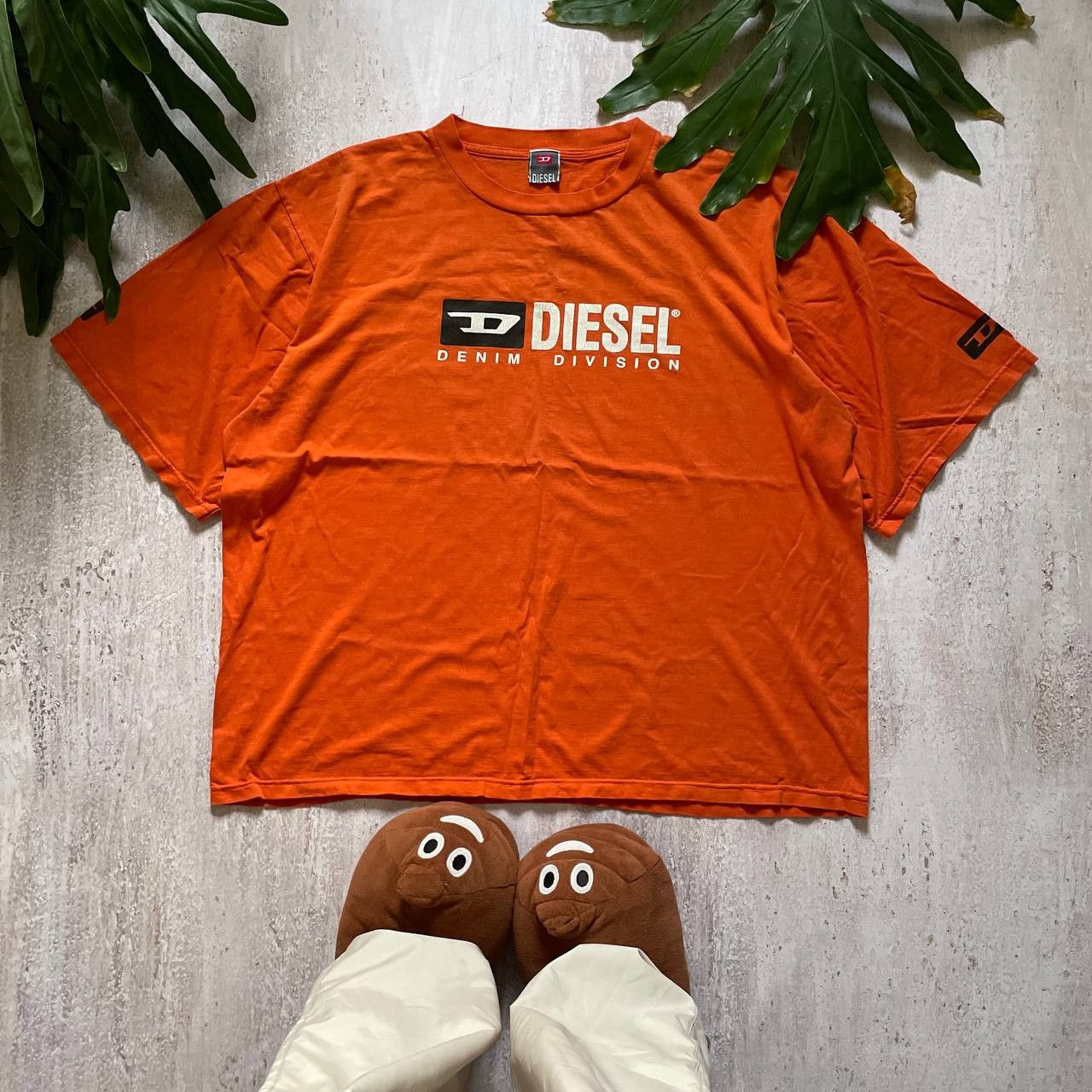 Diesel VINTAGE Y2K DIESEL JAPANESE BOXY AMAZING FADED NAVY RARE TEE Size US XL / EU 56 / 4 - 1 Thumbnail