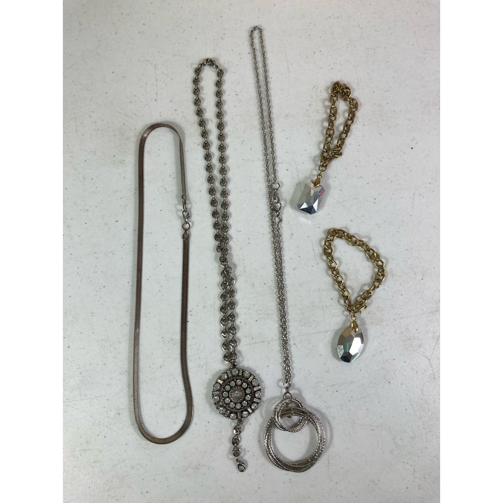 Other Costume Jewelry Lot Assorted Necklaces and Bracelets Trendy Size ONE SIZE - 8 Thumbnail