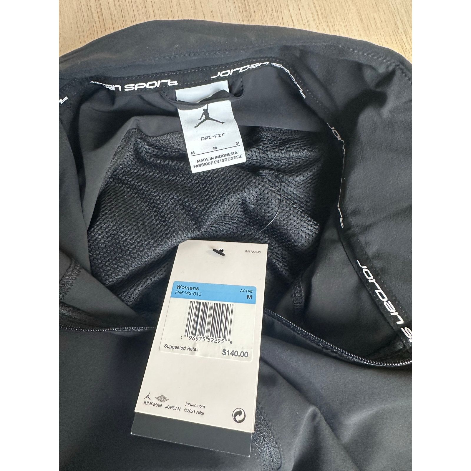 Jordan Brand Black Jordan Sport Windbreaker Jacket - FN-5143-010 Size M Size M / US 6-8 / IT 42-44 - 10 Thumbnail