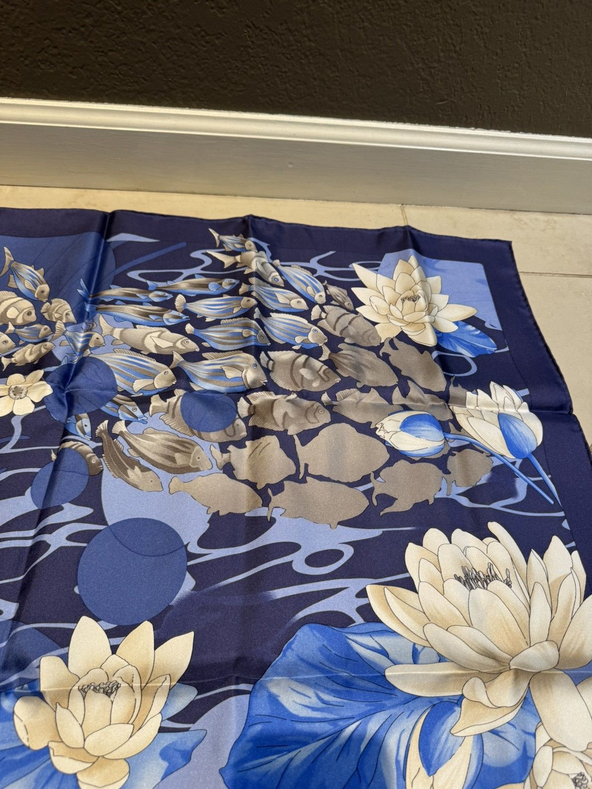 Salvatore Ferragamo Salvatore Ferragamo Blue Fish Sea Silk Scarf Size ONE SIZE - 4 Thumbnail