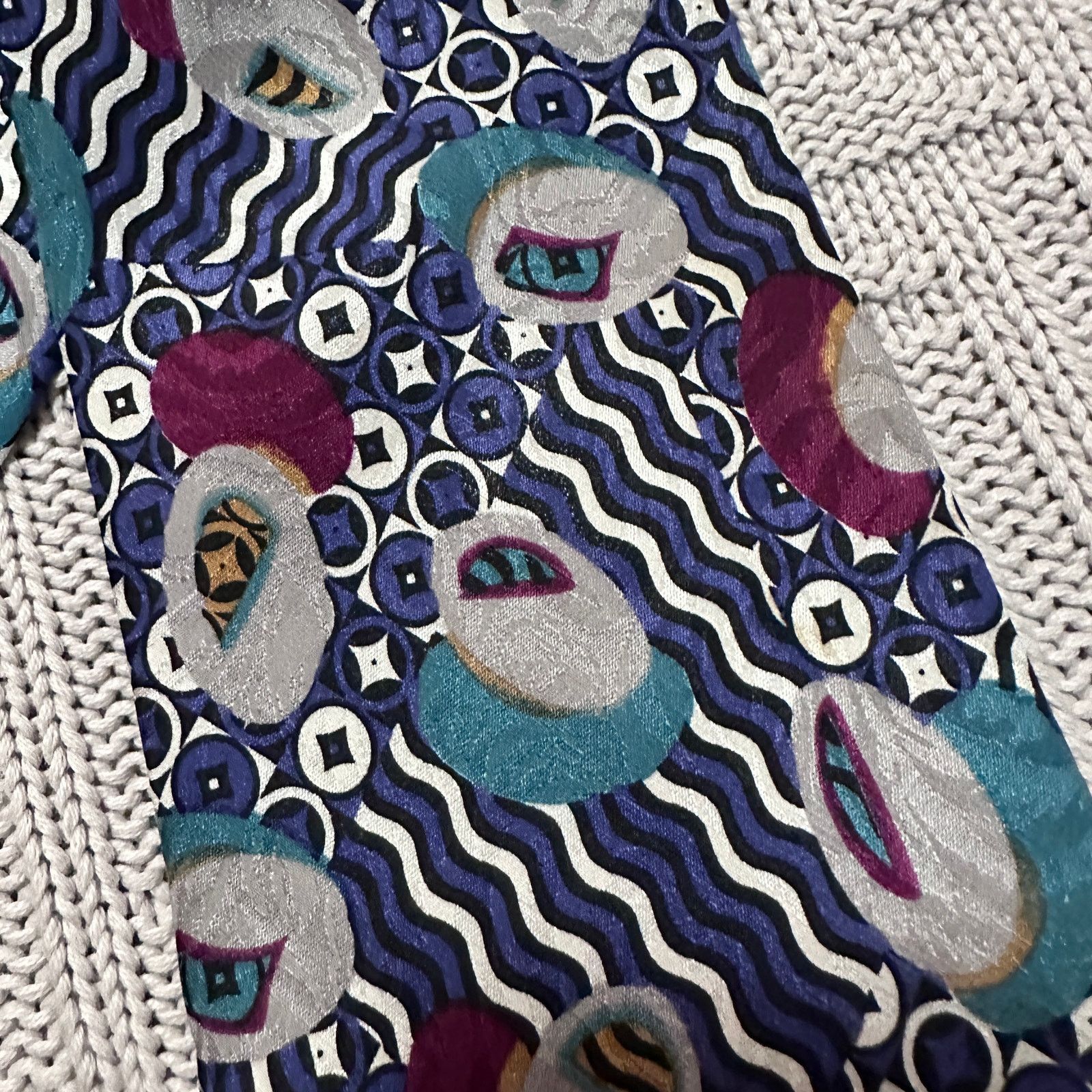 Oleg Cassini Vintage Oleg Cassini 1980s abstract Italian silk tie Size ONE SIZE - 2 Thumbnail