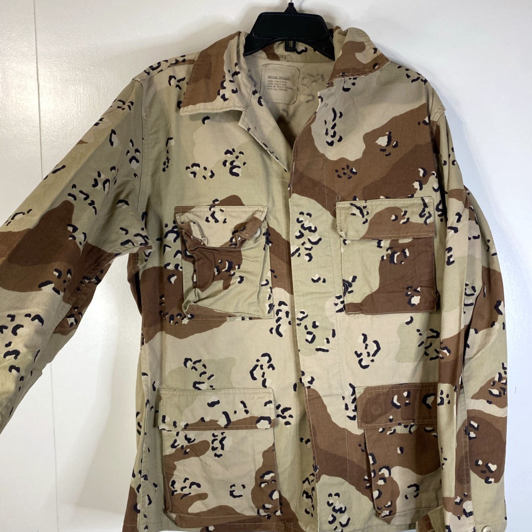CHOCOOLATE VINTAGE US ARMY Camouflage Combat Shirt Jacket M Men's Beige Desert Chocolate Chip 90s Military Jacket Clothing Hiking Hunting Size US M / EU 48-50 / 2 - 5 Thumbnail