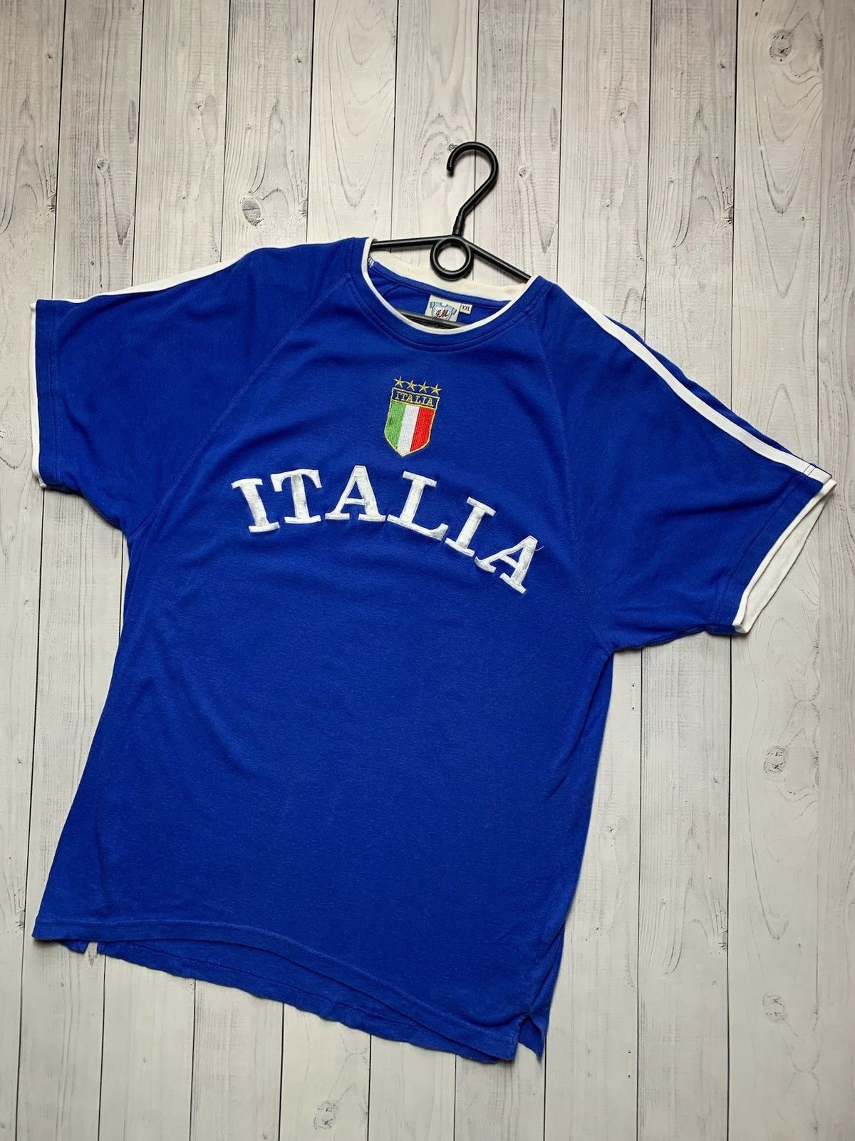 Vintage Vintage Italia big logo tee size XL logo Size US XL / EU 56 / 4 - 1 Thumbnail