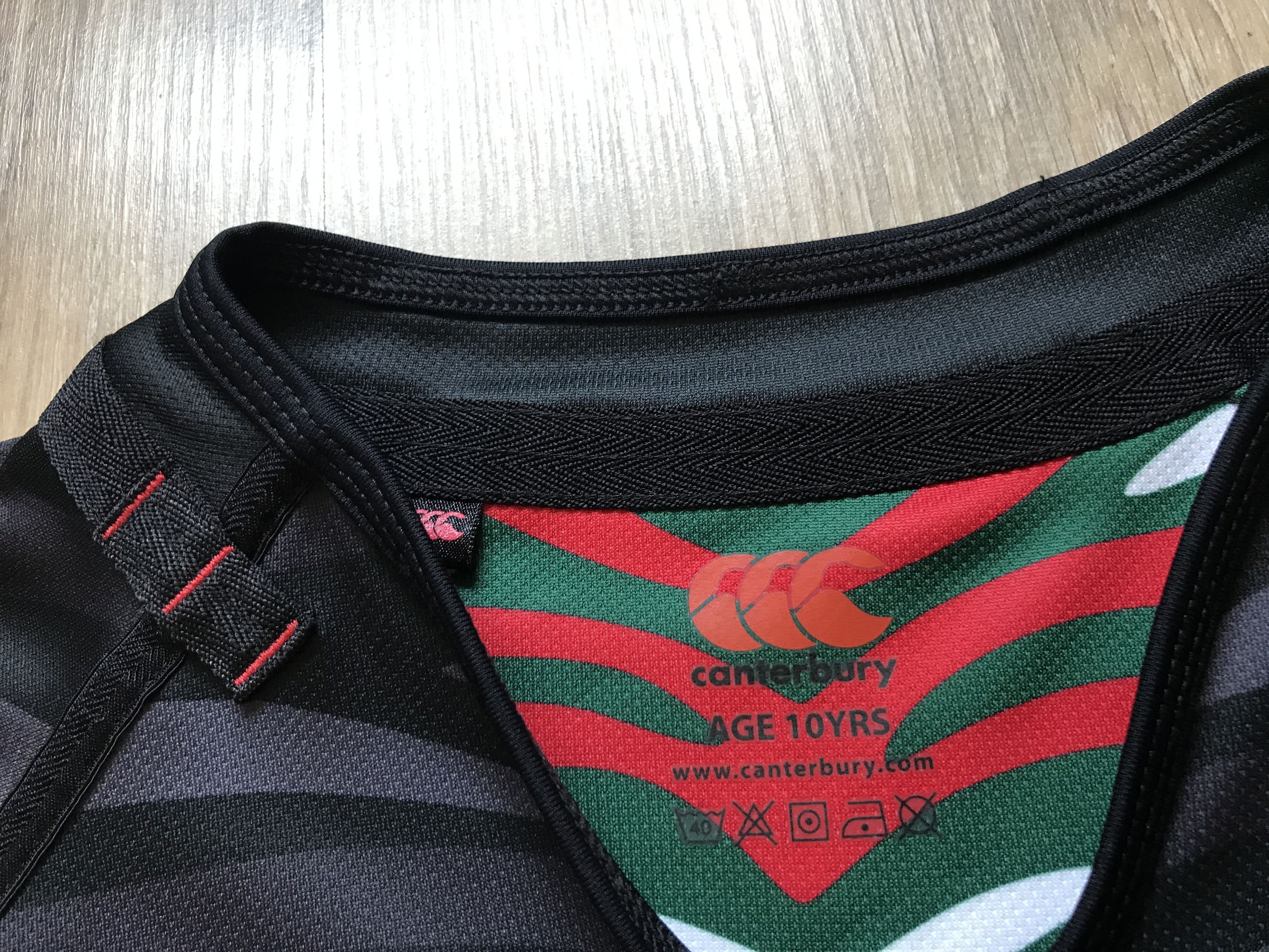 Canterbury of New Zealand Canterbury Leicester Tigers Kids Rugby Jersey 2013 Size US XXS / EU 40 - 5 Thumbnail