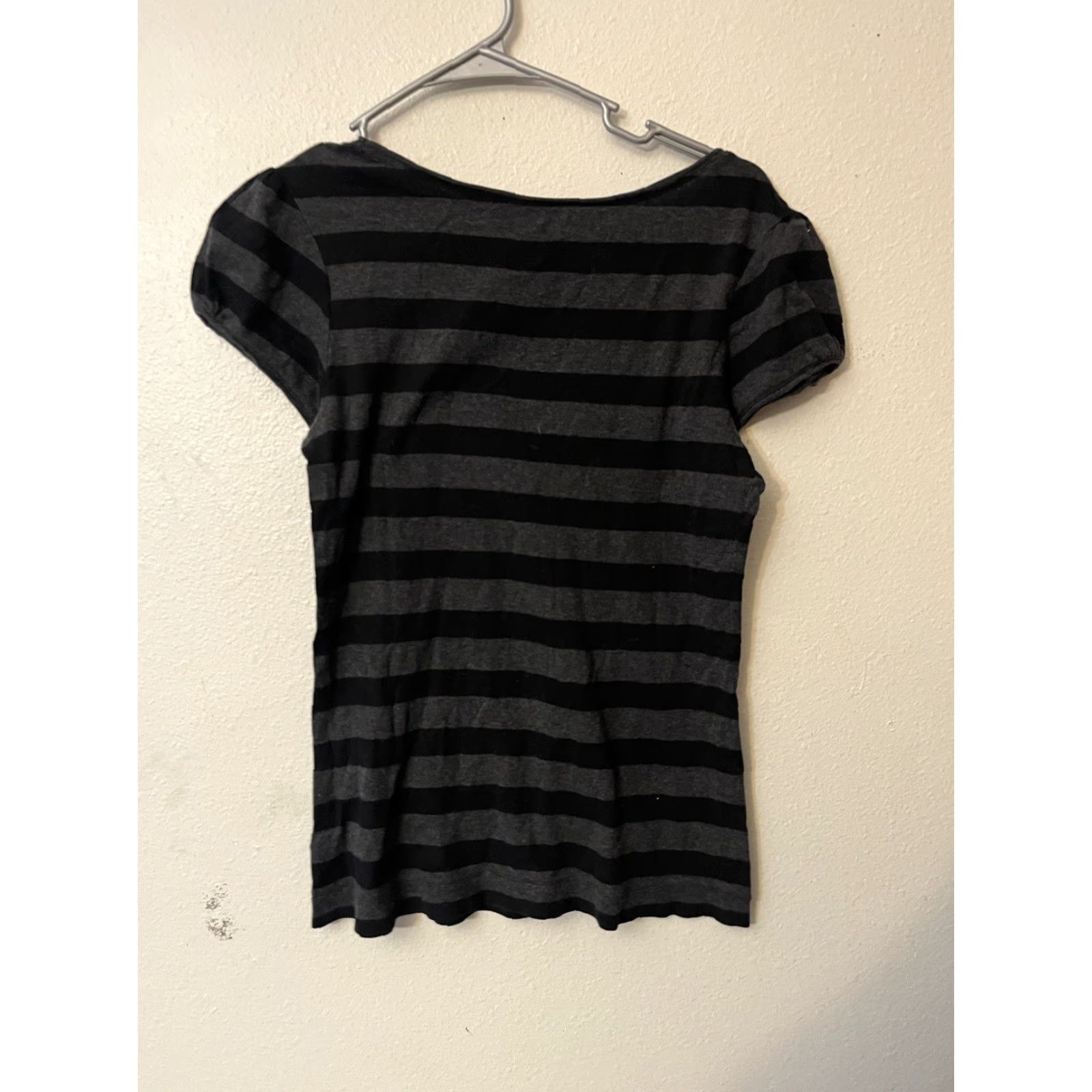 Old Navy Old Navy T-Shirt Women's Medium Black Gray Striped Short Sleeve Crew Neck Tee Size M / US 6-8 / IT 42-44 - 5 Thumbnail
