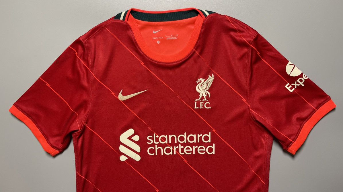 Nike × Vintage LIVERPOOL NIKE 2021/2022 FOOTBALL HOME JERSEY #4 VIRGIL Size US M / EU 48-50 / 2 - 3 Thumbnail