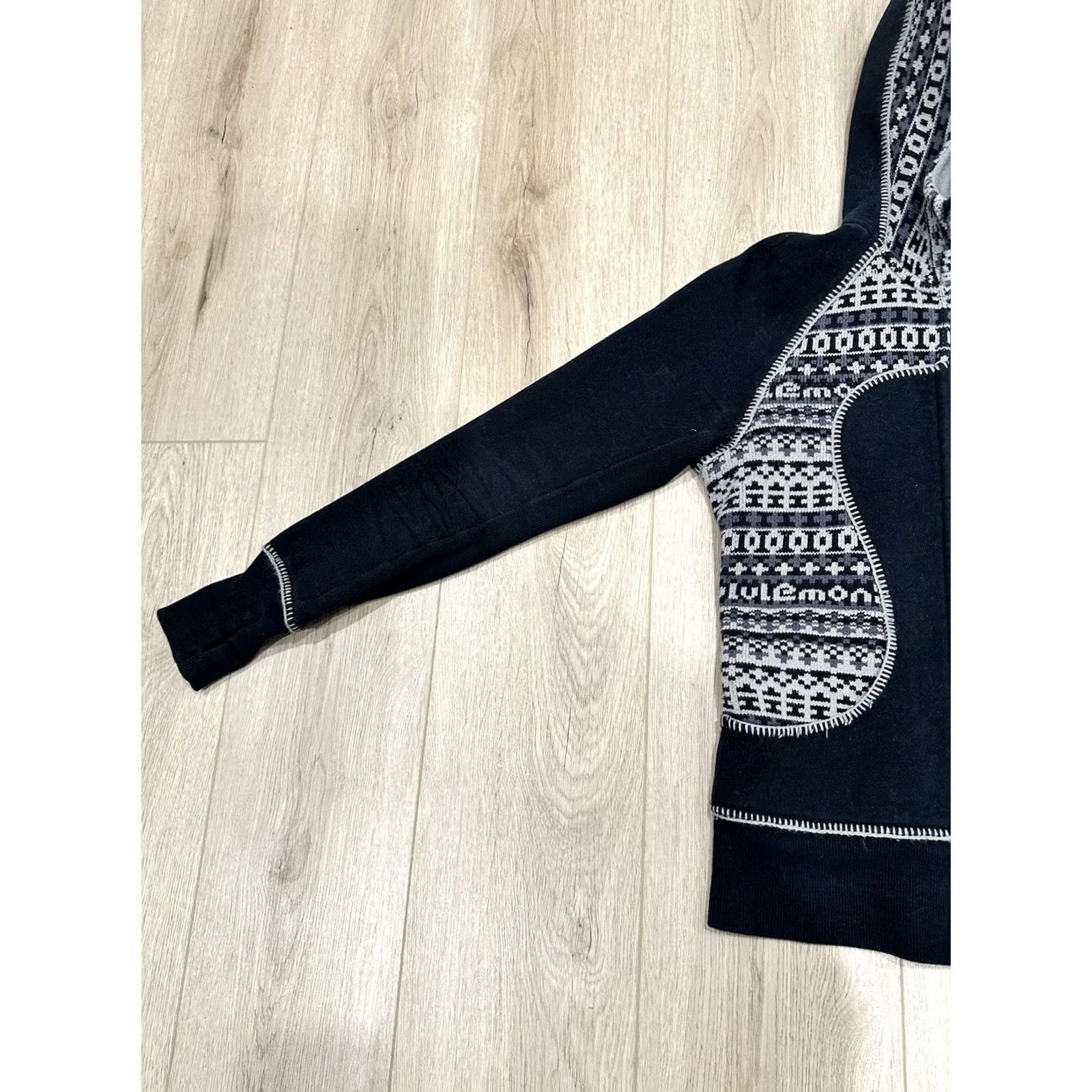 Lululemon Lululemon Hoodie Womens 2 Black Scuba SPECIAL EDITION Jacket Fair Isle Knit Size XS / US 0-2 / IT 36-38 - 4 Thumbnail