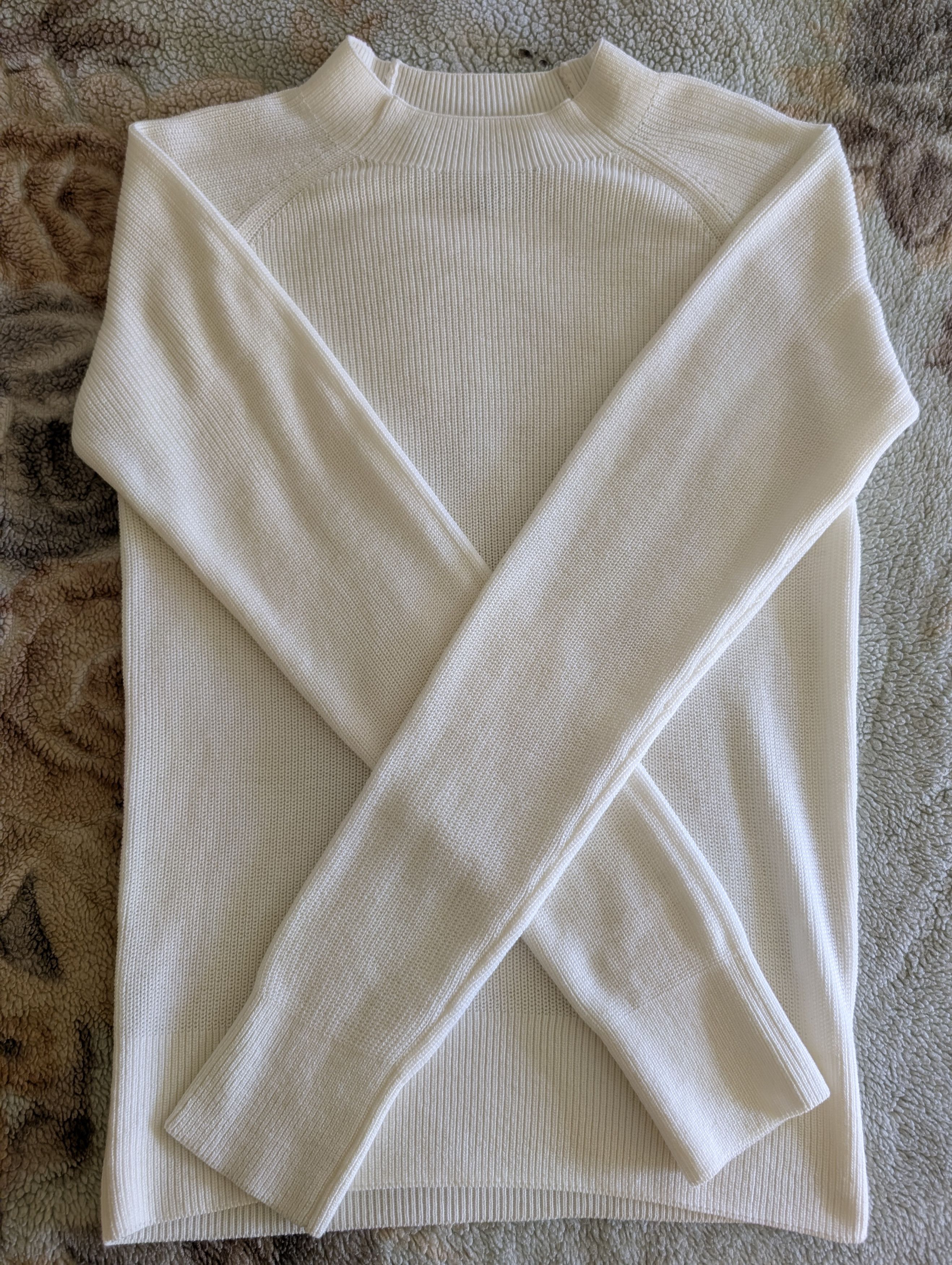 Raglan sweater