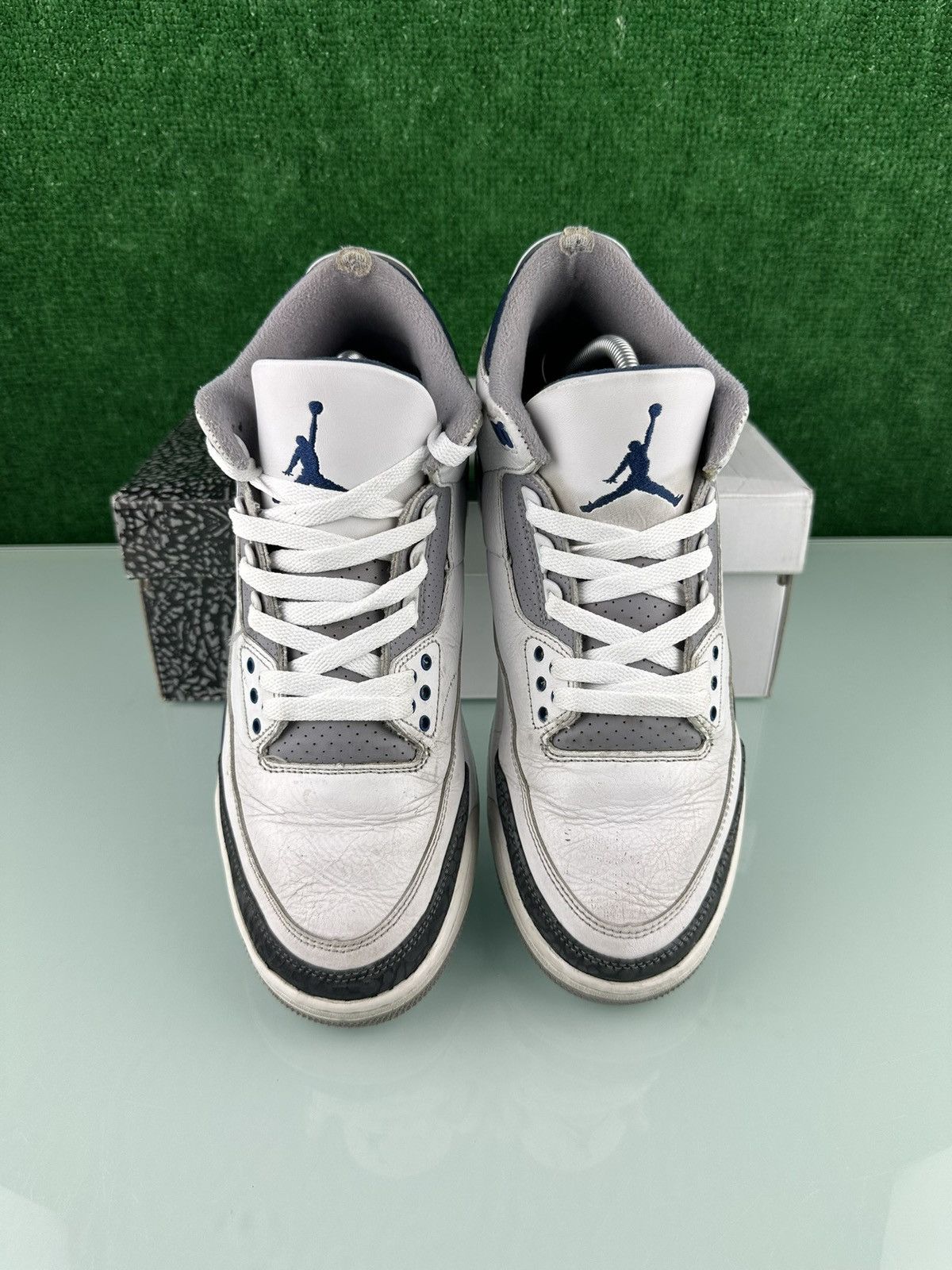 Jordan Brand Air Jordan 3 Retro Midnight Navy Size 10.5 Size US 10.5 / EU 43-44 - 4 Thumbnail