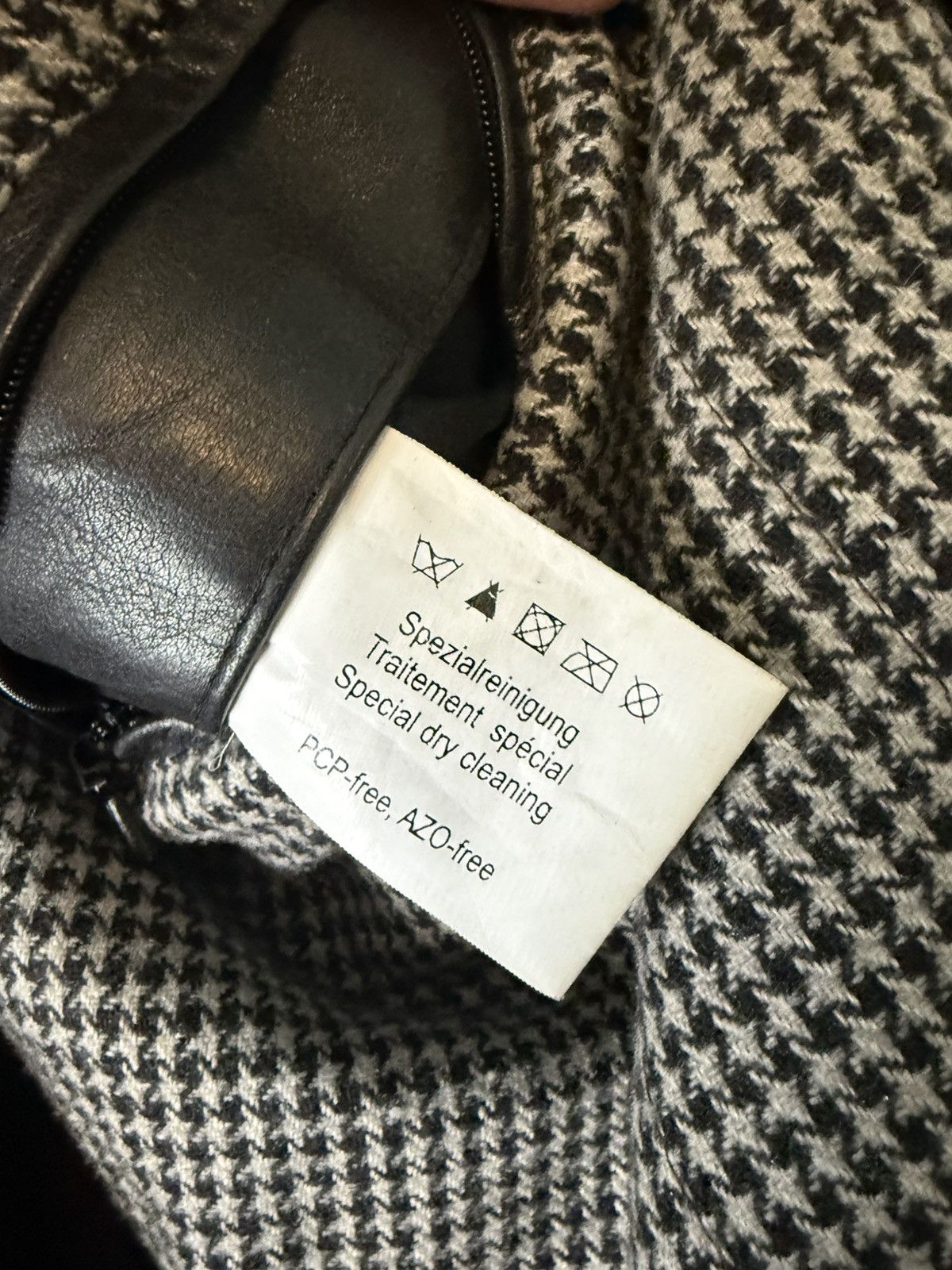 Other Q21 Size US L / EU 52-54 / 3 - 10 Thumbnail