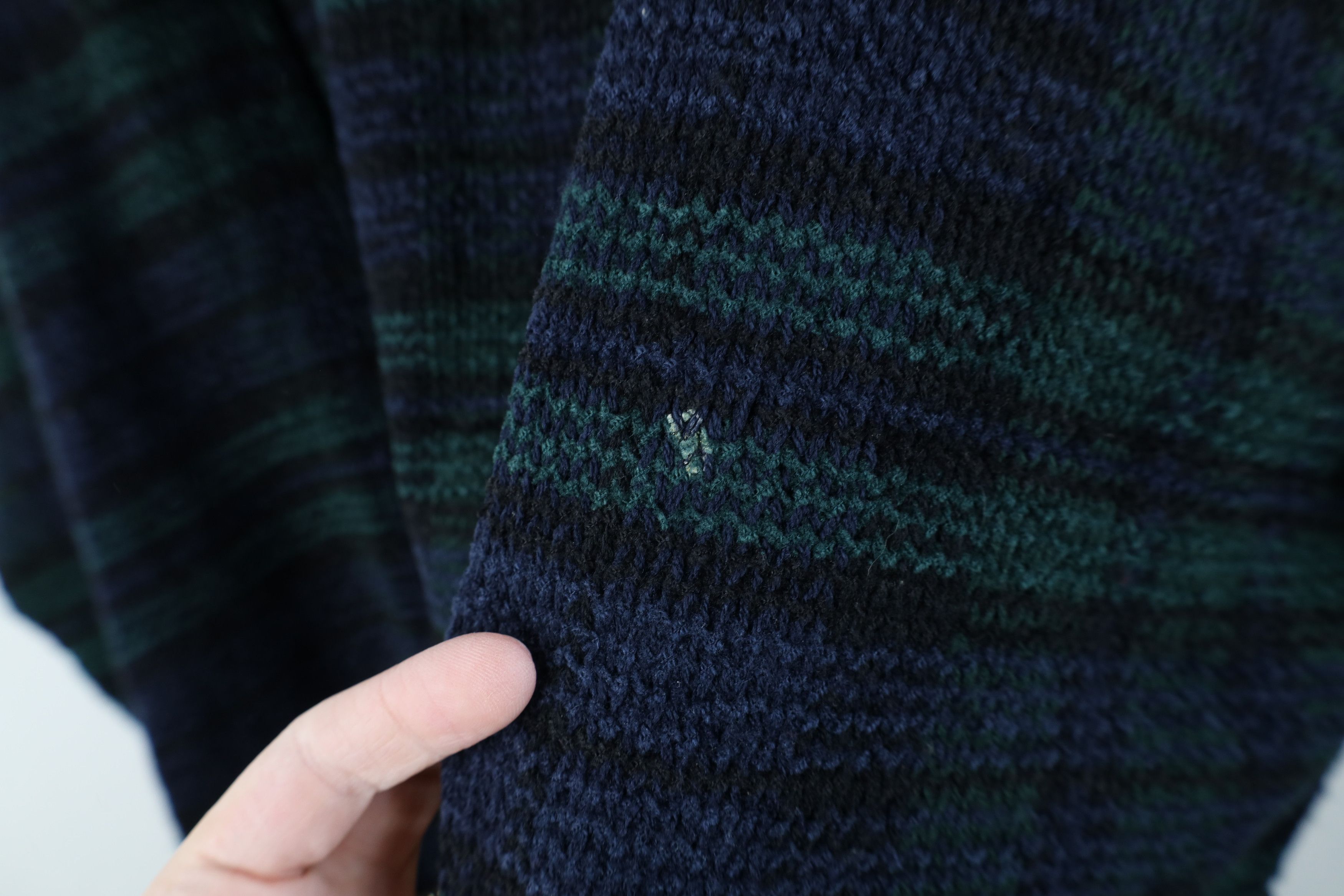 Vintage Vintage 90s Streetwear Crewneck Sweater Black Watch Plaid Size US XL / EU 56 / 4 - 4 Thumbnail