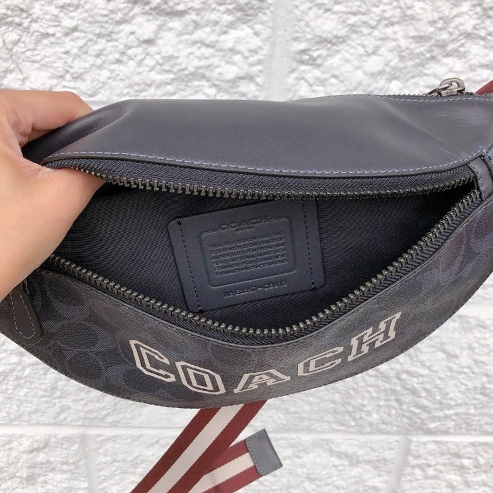 Coach Coach CB912 Warren Belt Bag In Signature Canvas In QB/Denim Size ONE SIZE - 5 Thumbnail
