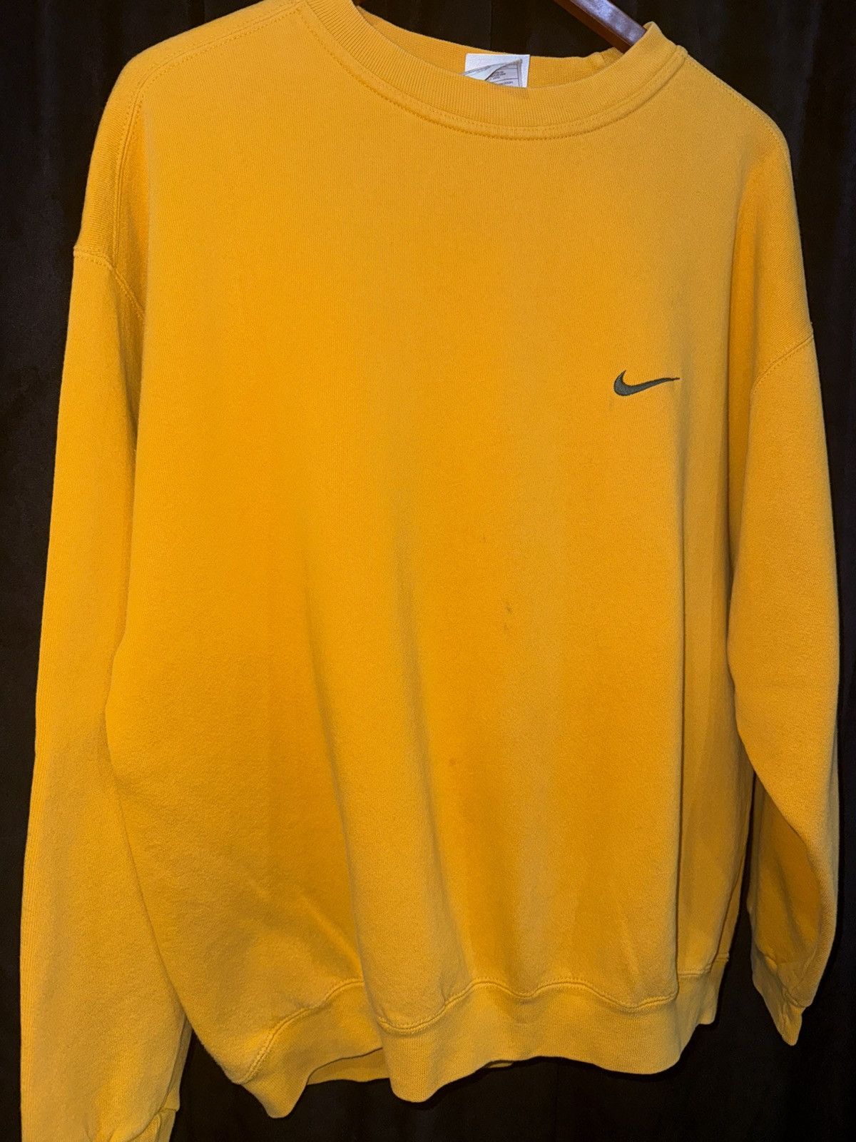 Nike Vintage Nike Yellow Crewneck Large Size US L / EU 52-54 / 3 - 2 Thumbnail
