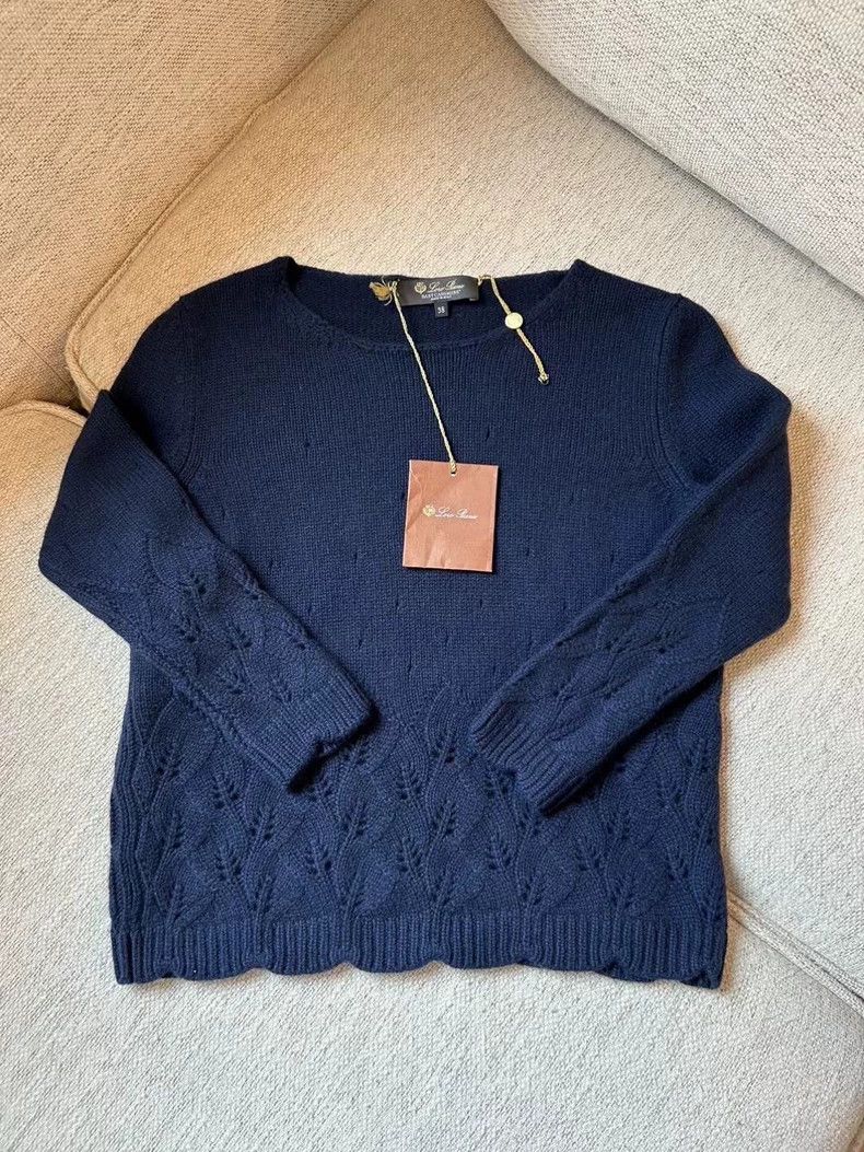 Loro Piana Baby Cashmere Sweater - dmc