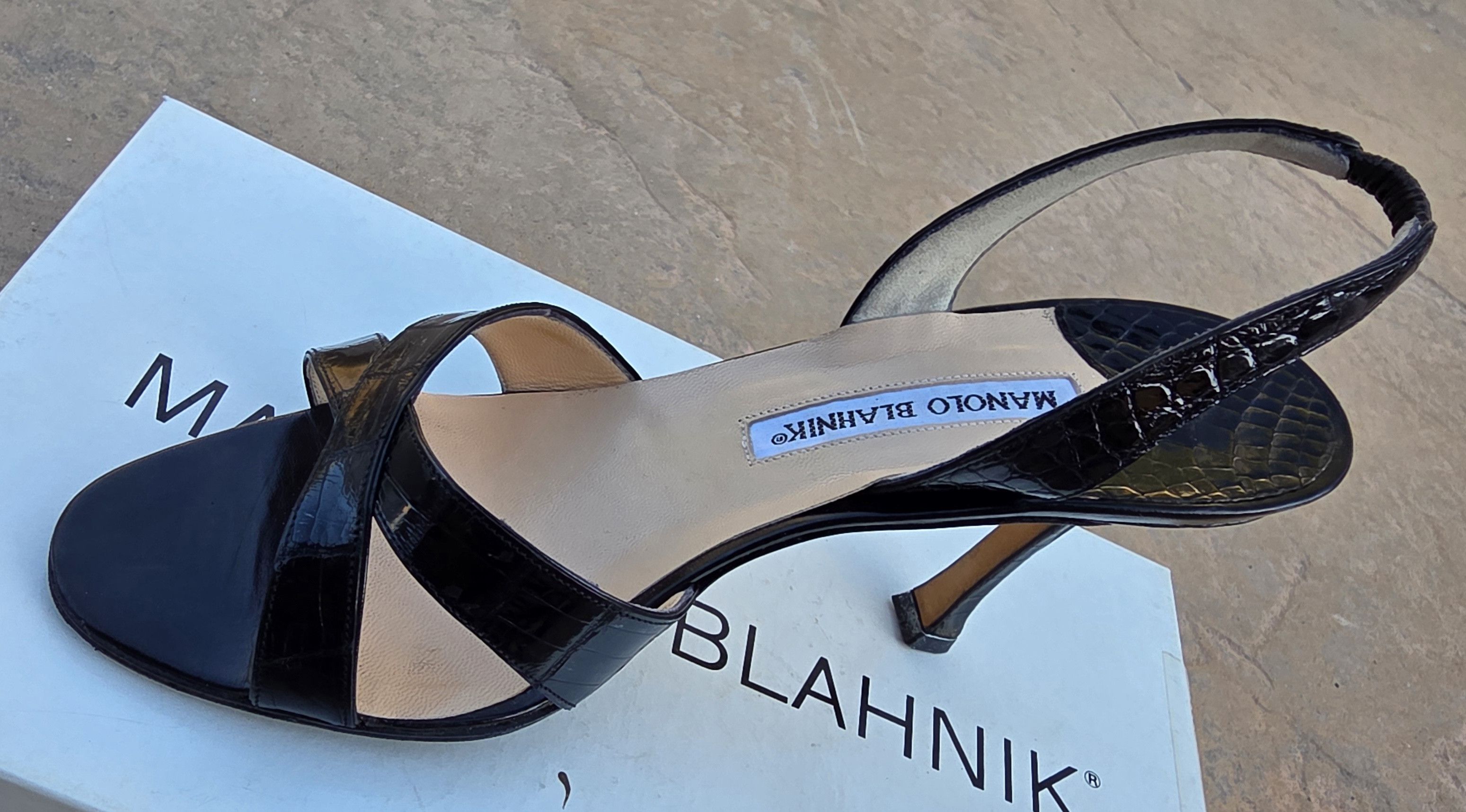 Manolo Blahnik Callasli Size US 7 / IT 37 - 8 Thumbnail