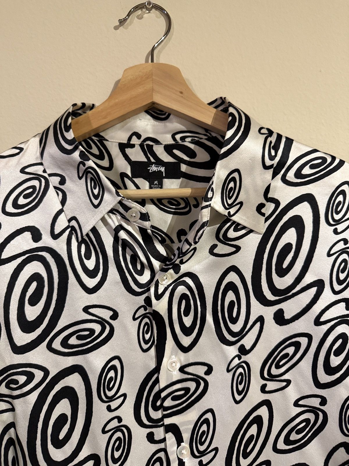 Stussy Stussy swirly S silk button up shirt Size US M / EU 48-50 / 2 - 3 Thumbnail