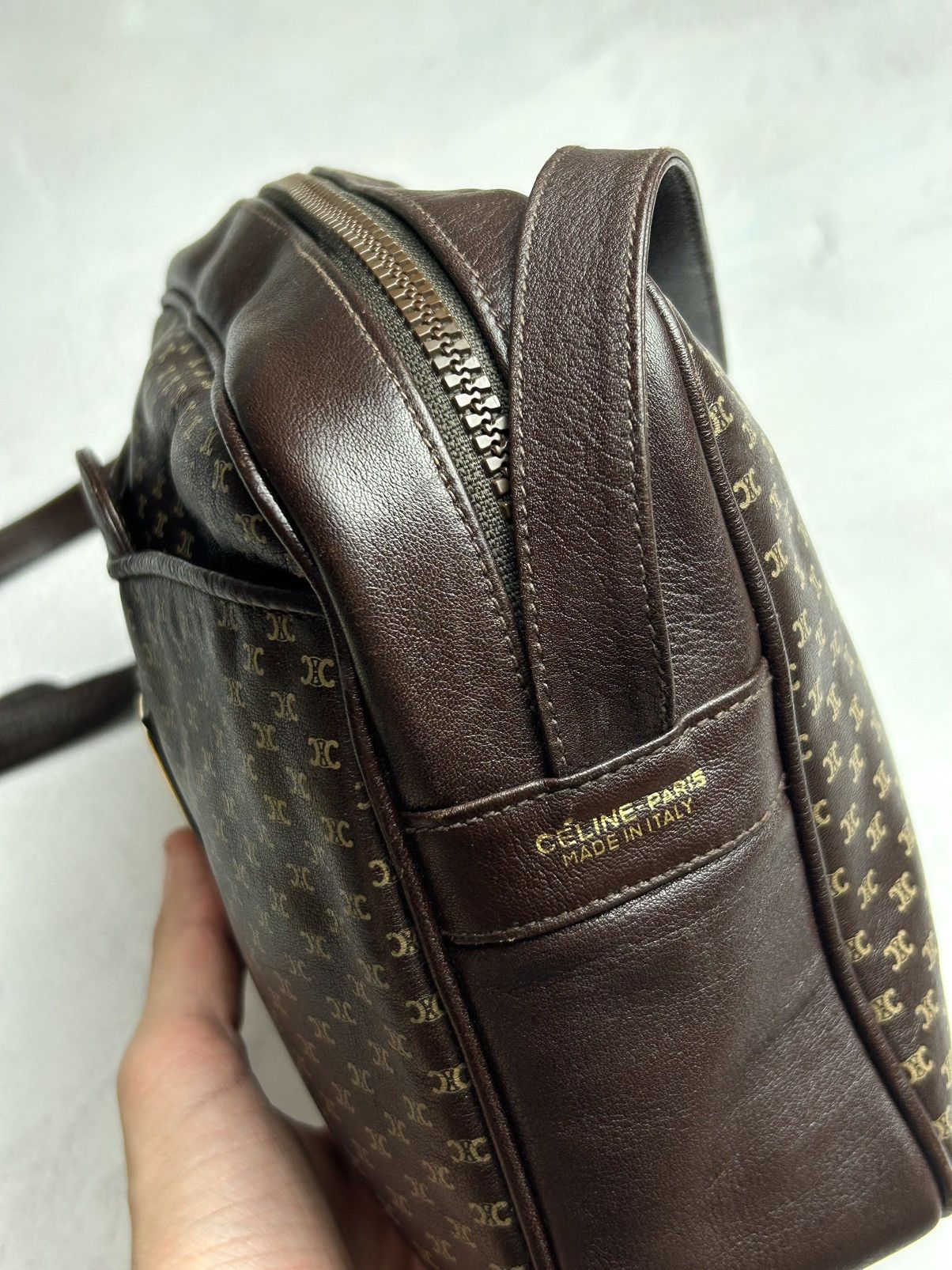Celine × Designer Celine shoulder bag Triomphe gold hardware leather Size ONE SIZE - 8 Thumbnail