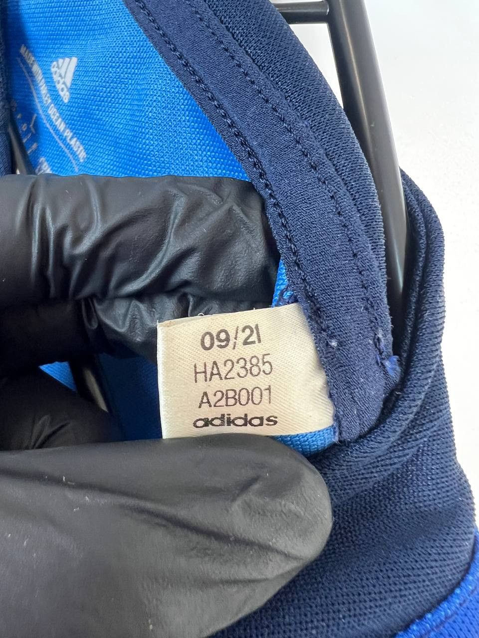 Adidas BLUES RUGBY 2021 2022 HOME SHIRT JERSEY ADIDAS HA2385 NIB Size US L / EU 52-54 / 3 - 2 Thumbnail
