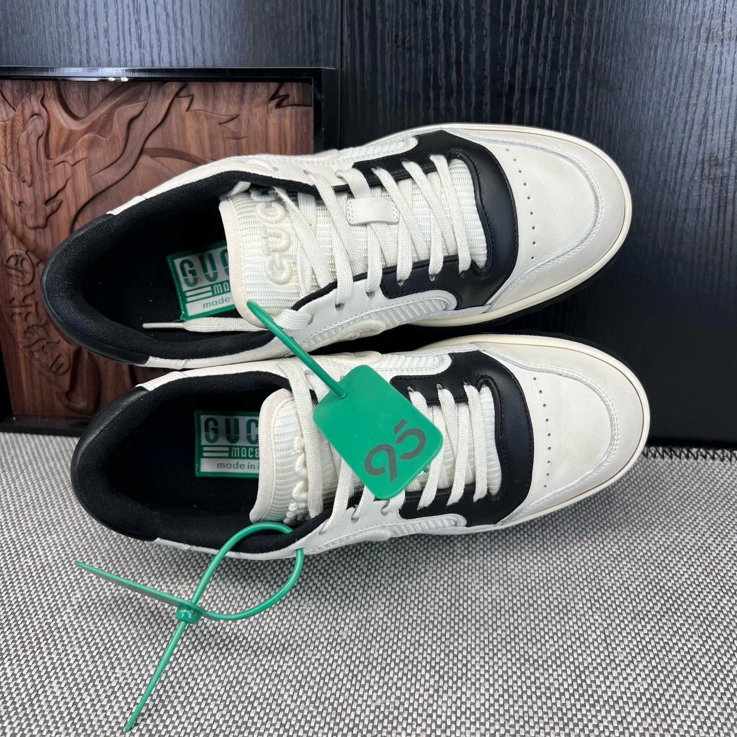 Gucci GUCCI MAC80 White Black Distressed 37 Size US 7 / IT 37 - 8 Thumbnail