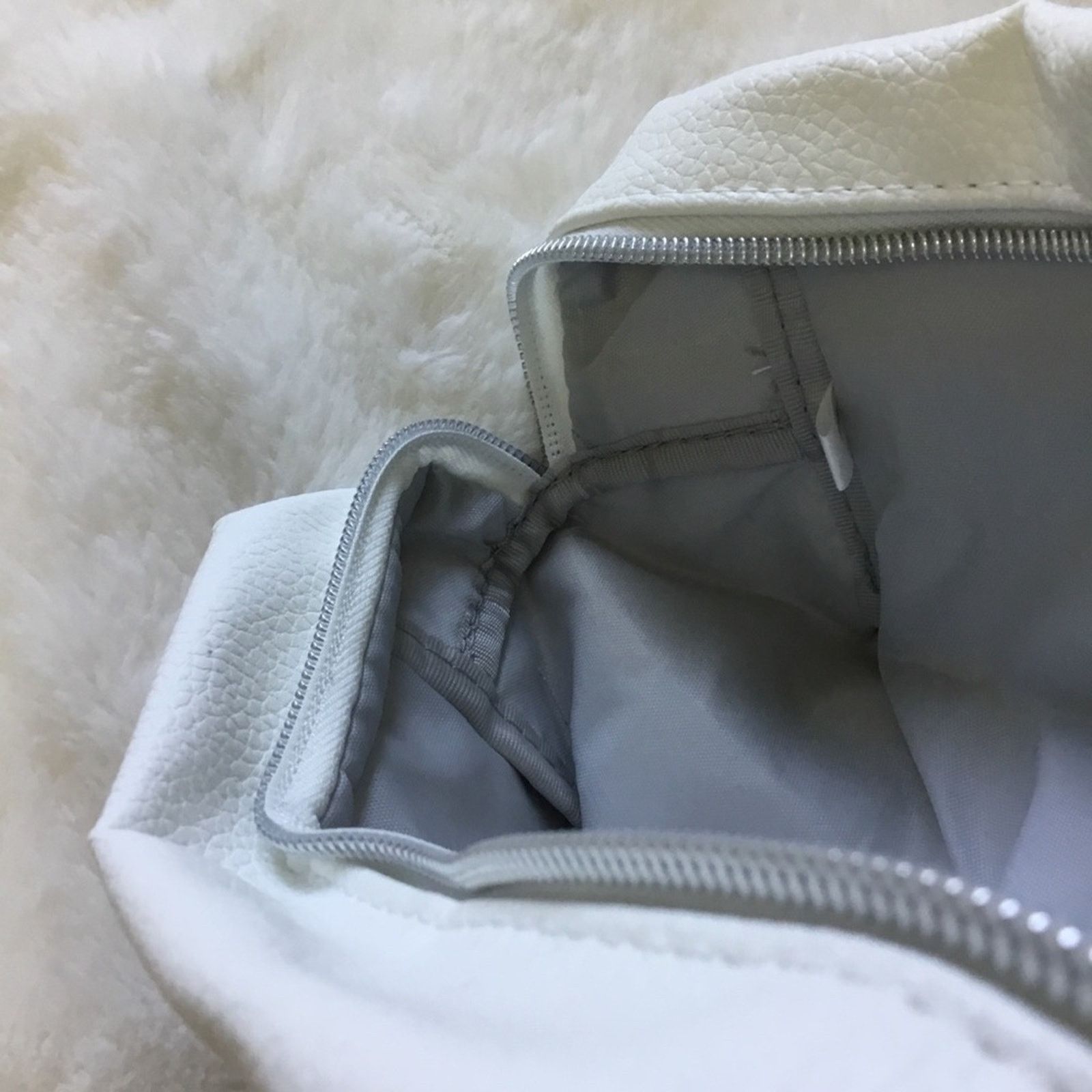 Other SKII White Cosmetic Bag Size ONE SIZE - 6 Thumbnail