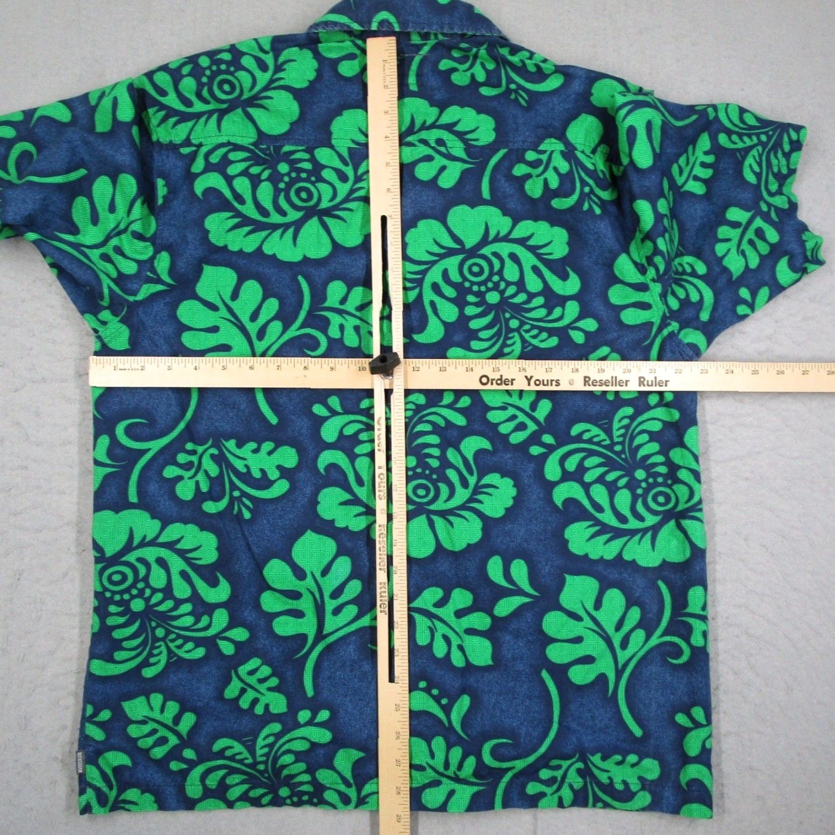 Quiksilver VINTAGE Quiksilver Floral Button-Down Shirt Navy Blue Green Short Sleeve Mens M Casual Travel 90s Camp Collar Pocket Blue Mens Size US M / EU 48-50 / 2 - 6 Thumbnail