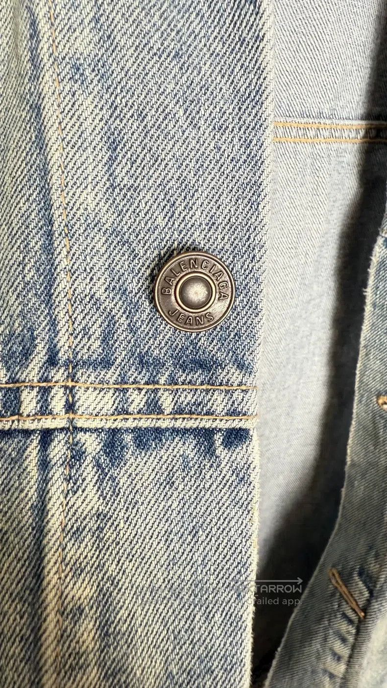 Balenciaga Balenciaga Water-washed effect denim jacket women's blue Size S / US 4 / IT 40 - 5 Thumbnail