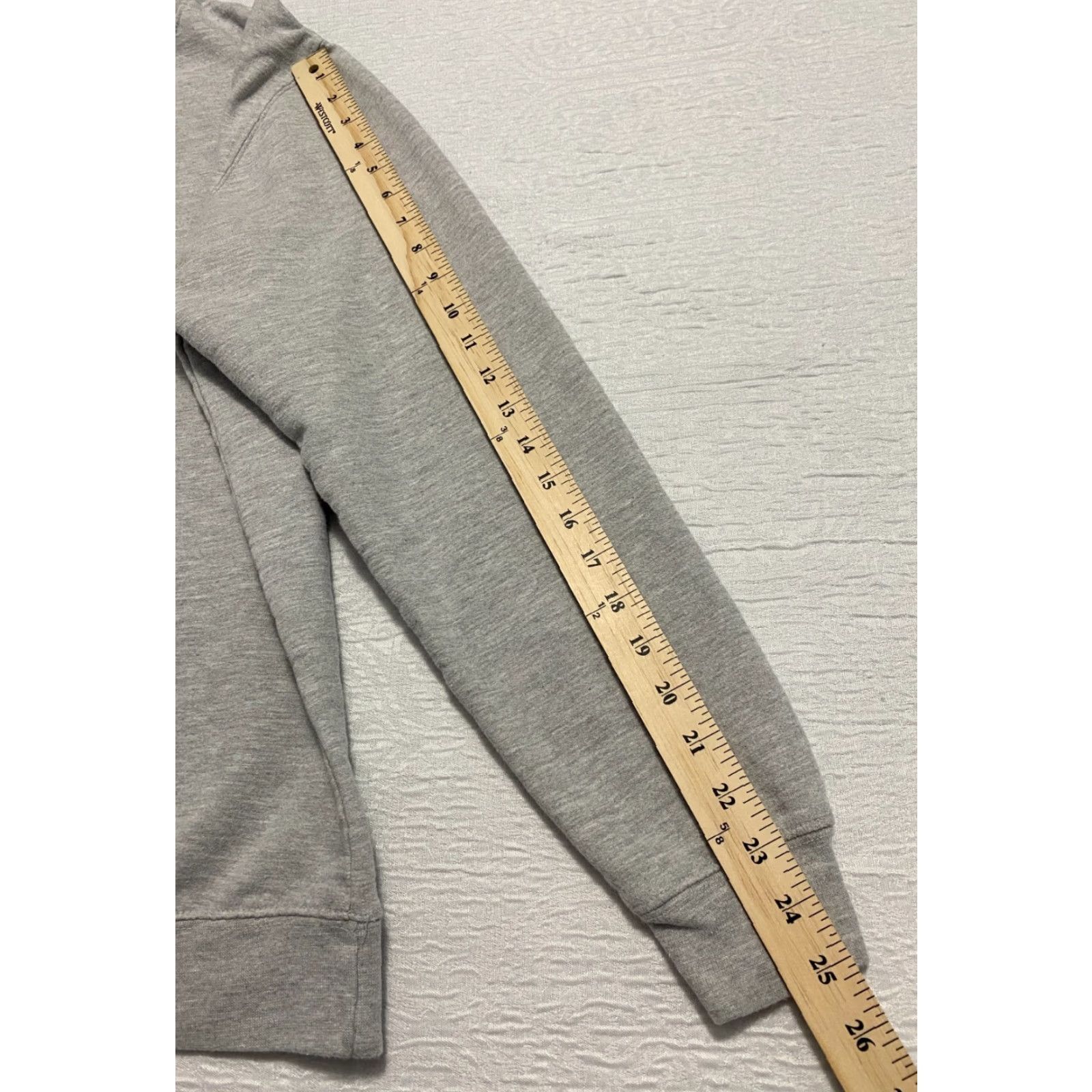 Vintage Pullover Unbranded Sweatshirt Shirt Gray Size M USA Graphic Print The National WWII Museum Pullover Gray M Unisex Adults Size US M / EU 48-50 / 2 - 5 Thumbnail