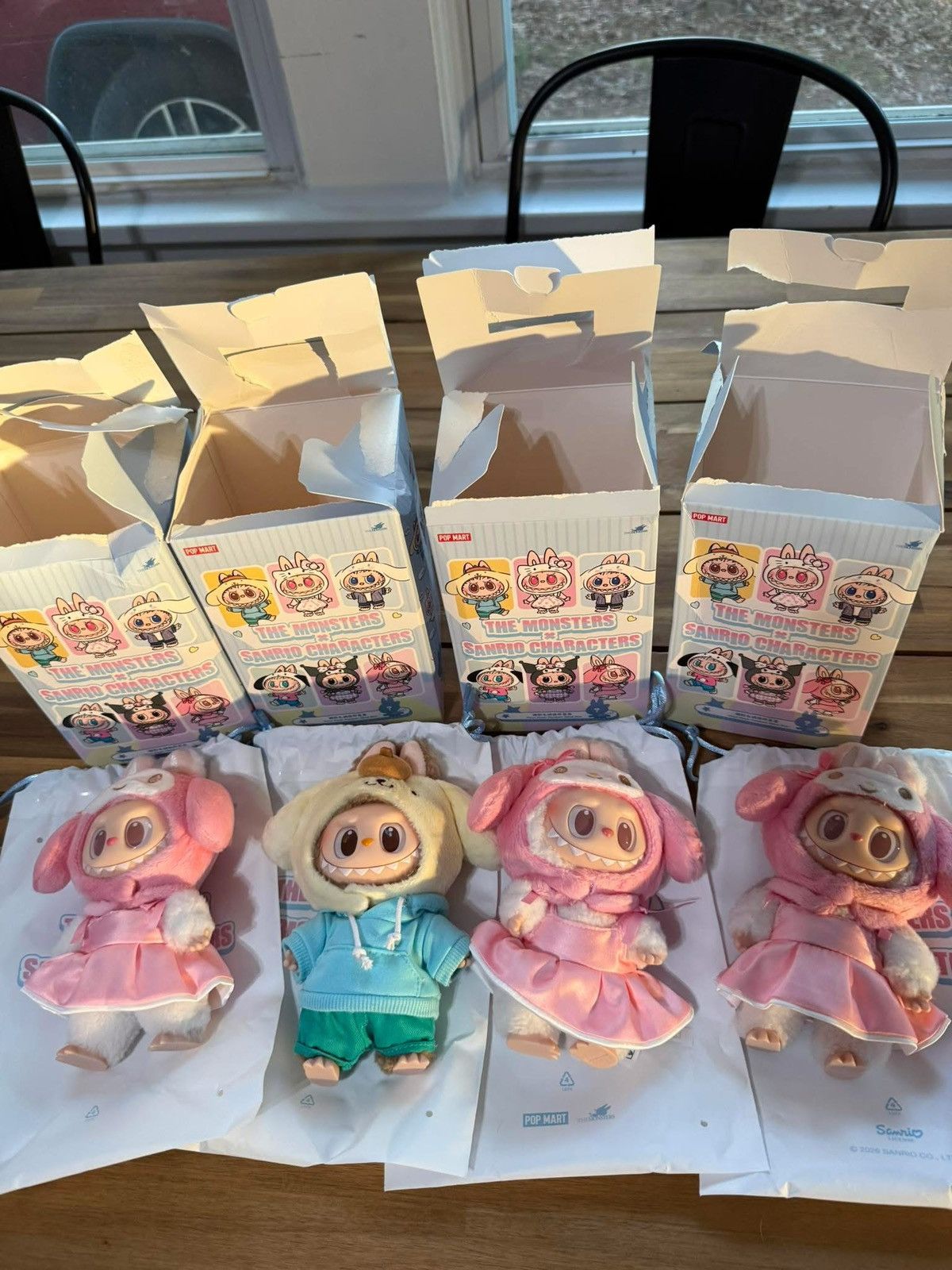 POP MART The Monsters Labubu x Sanrio Hello Kitty Size ONE SIZE - 1 Preview