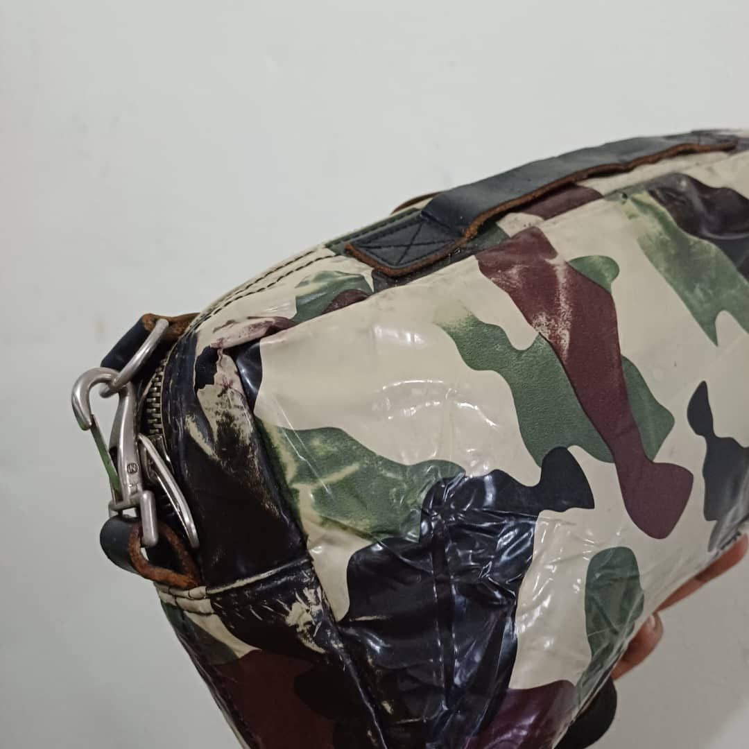Comme des Garcons × Vintage Vintage Comme Des Garcons Camo Sling Bag Size ONE SIZE - 10 Thumbnail