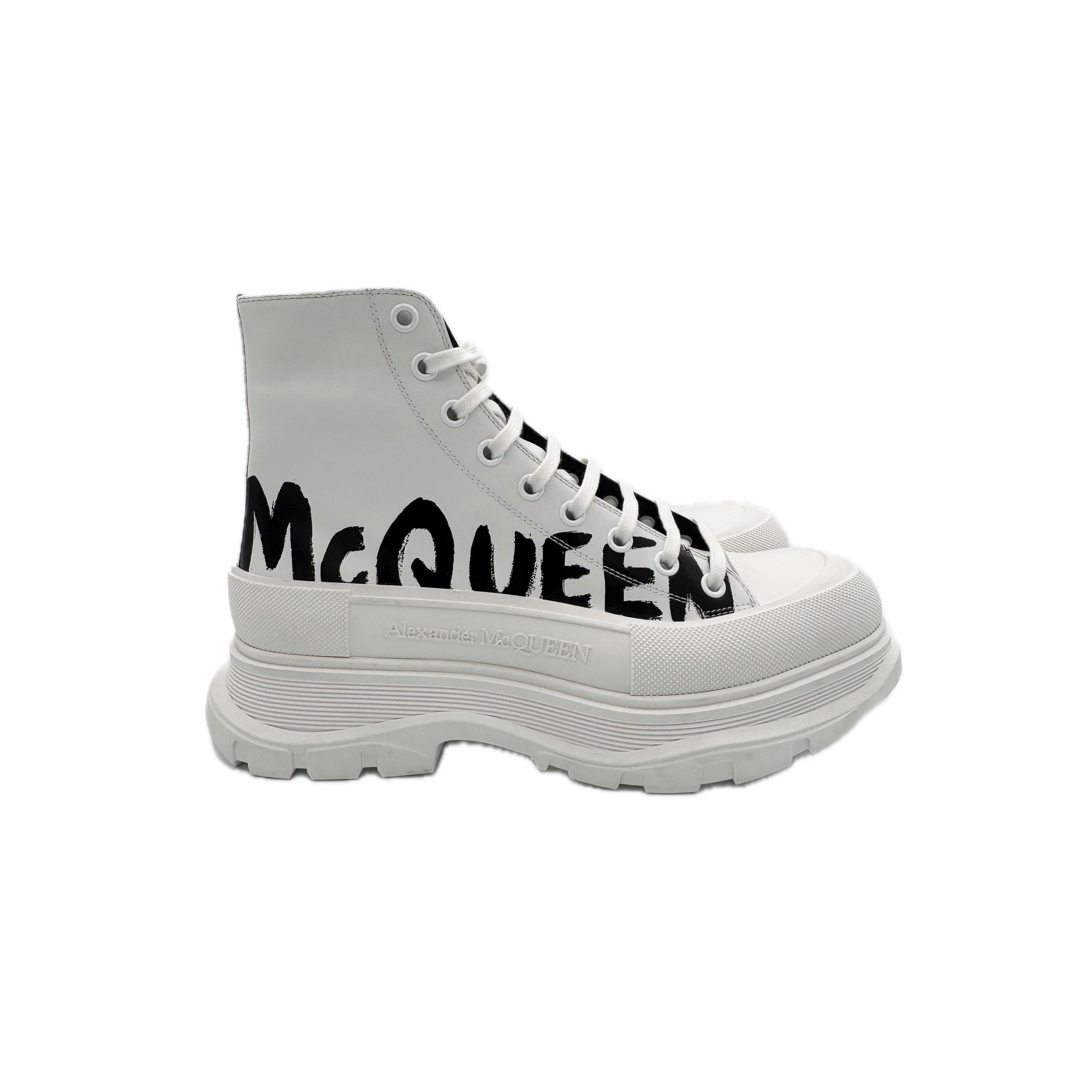 Alexander McQueen Alexander McQueen Tread Slick Boot Graffiti Optic White Size US 11.5 / EU 44-45 - 1 Thumbnail