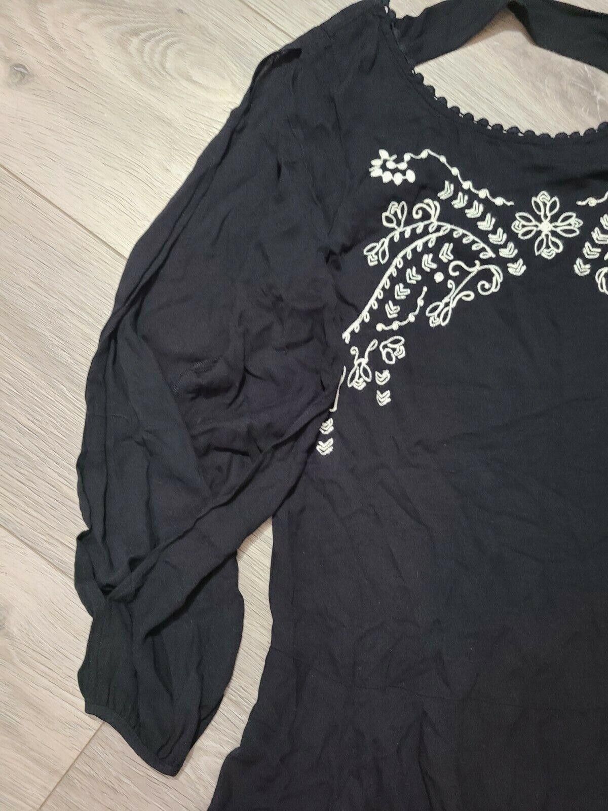 Designer Exhilaration Dress Medium Black White Embroidered Long Size M / US 6-8 / IT 42-44 - 4 Thumbnail