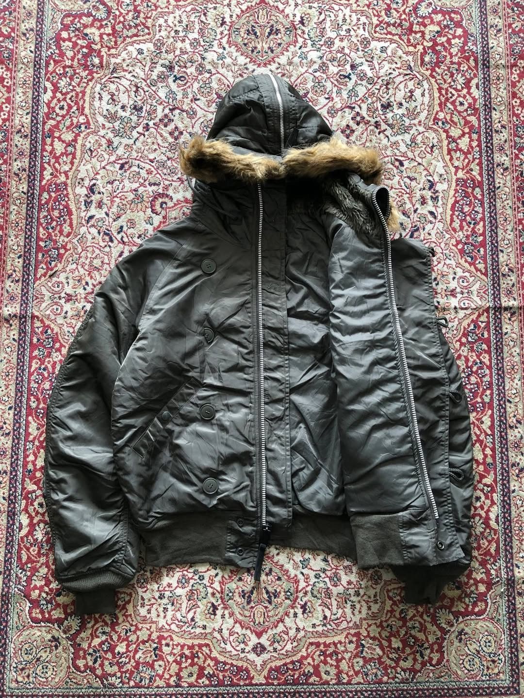 Alpha Industries Vintage Alpha Industries N2B Fur Bomber Jacket Size US L / EU 52-54 / 3 - 7 Thumbnail