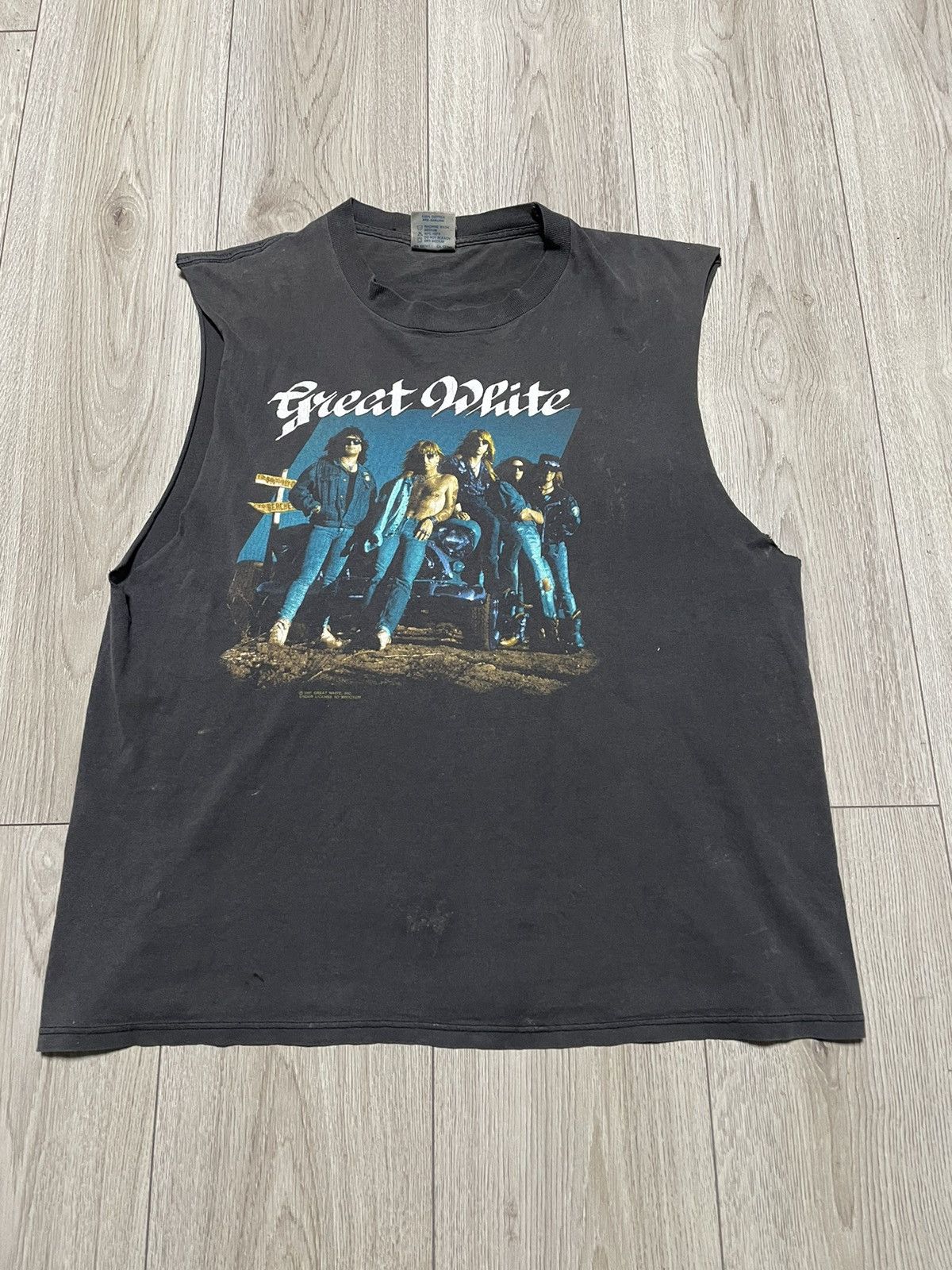Band Tees × Vintage Vintage 1991 Great White Hooked Tour T Shirt 90s Concert Tee Size US XL / EU 56 / 4 - 1 Thumbnail