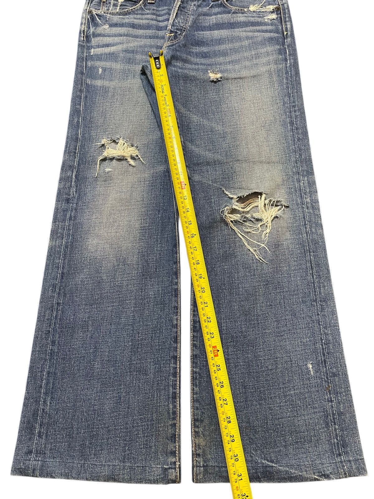 Abercrombie & Fitch Vintage Abercrombie & Fitch Blue Wash Distressed Baggy Jeans Size US 35 - 13 Thumbnail